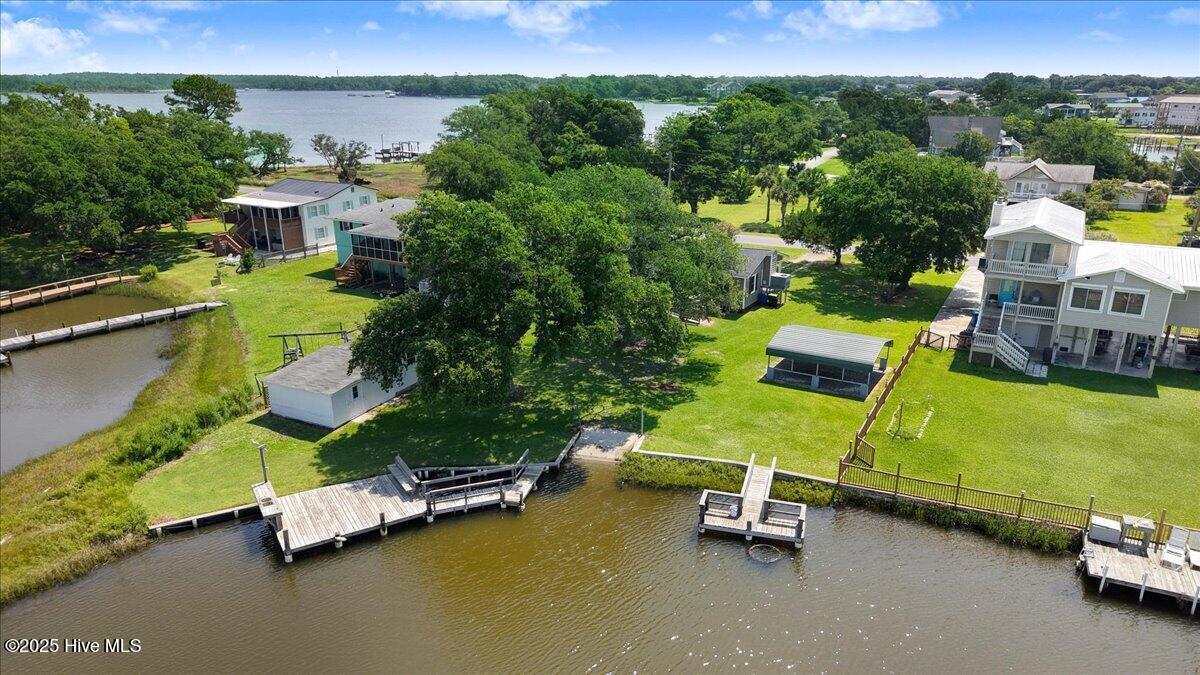 100521528 | Photo 18