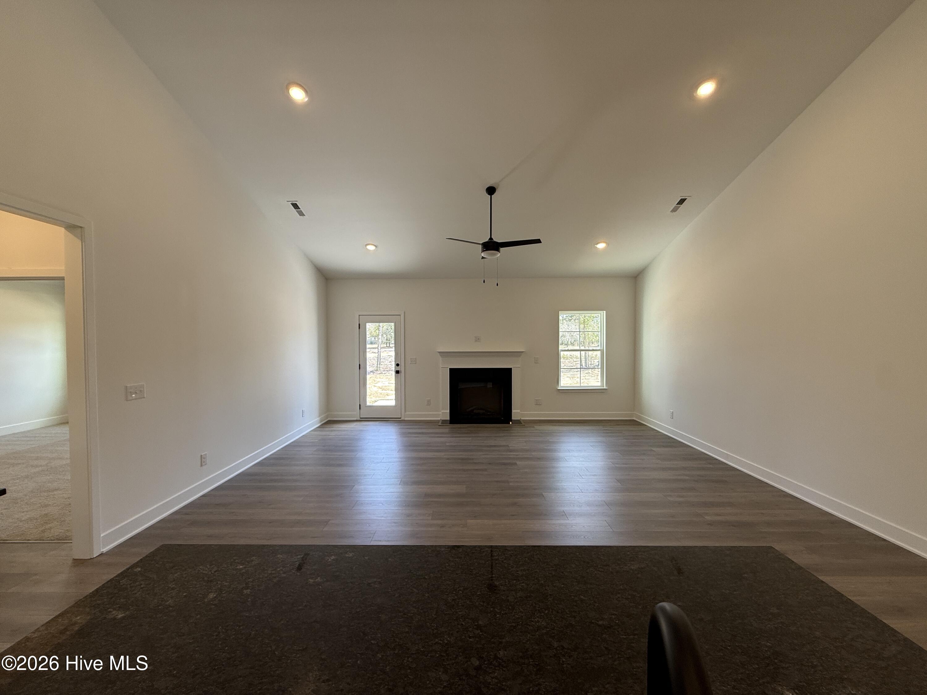 100551152 | Photo 16