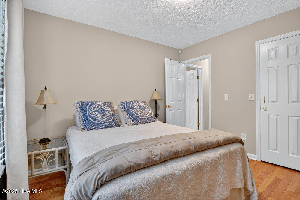 100527108 | Photo 14