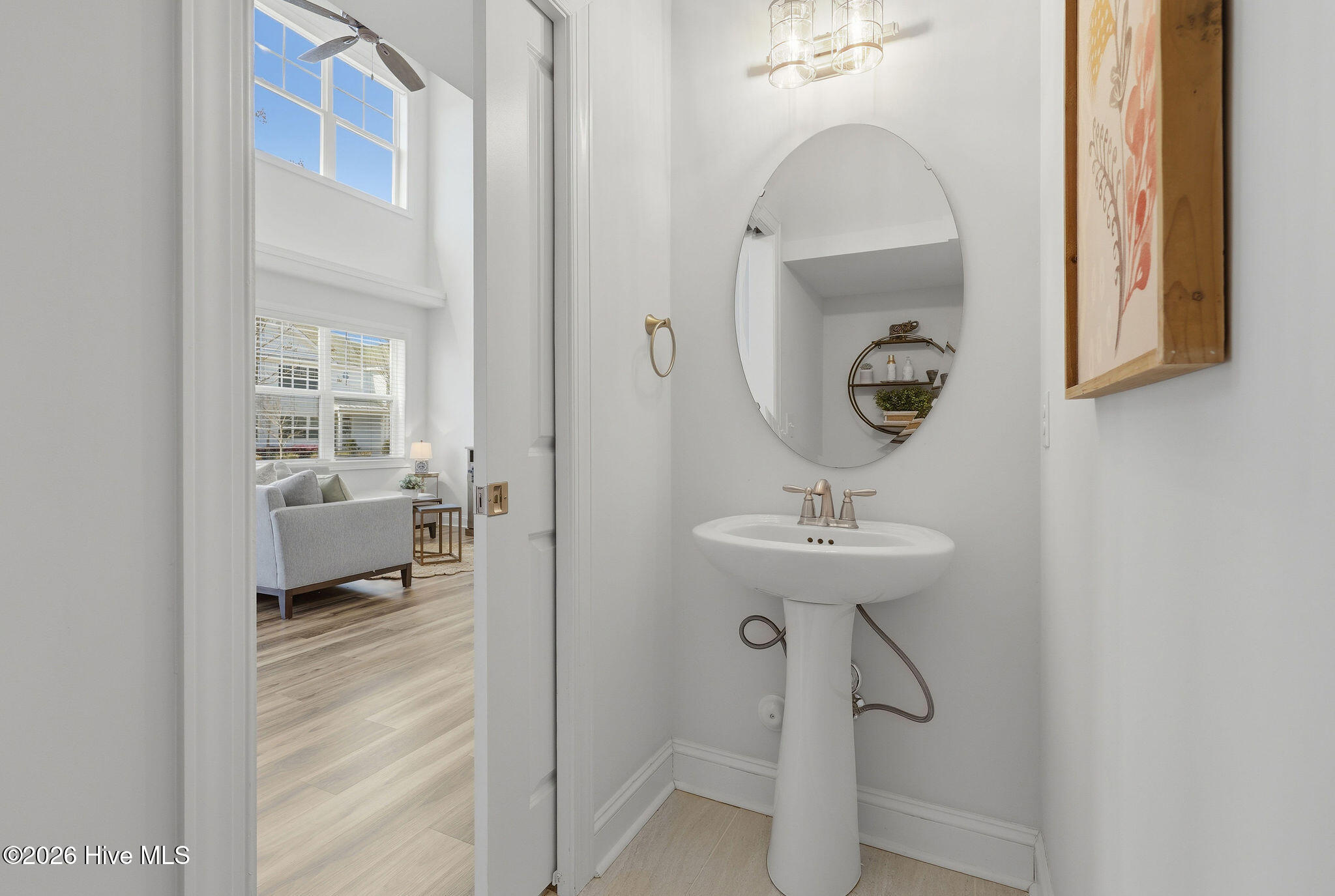 100561271 | Photo 21