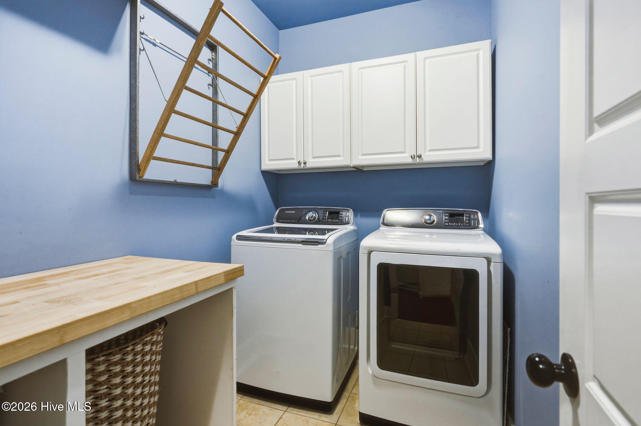 100562110 | Photo 36