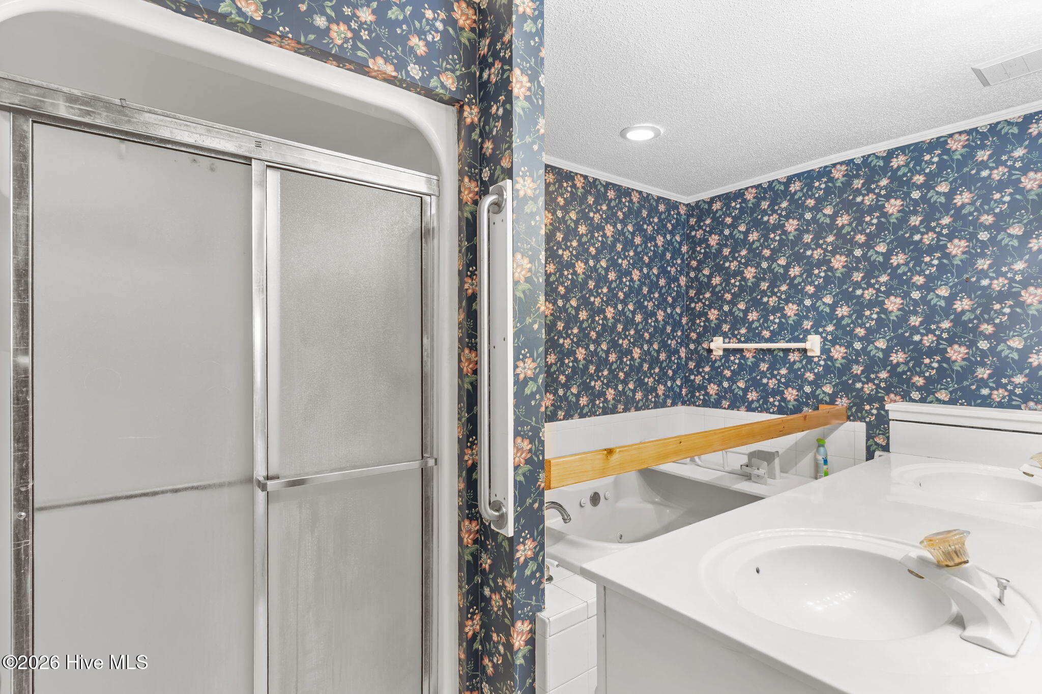 100549517 | Photo 20