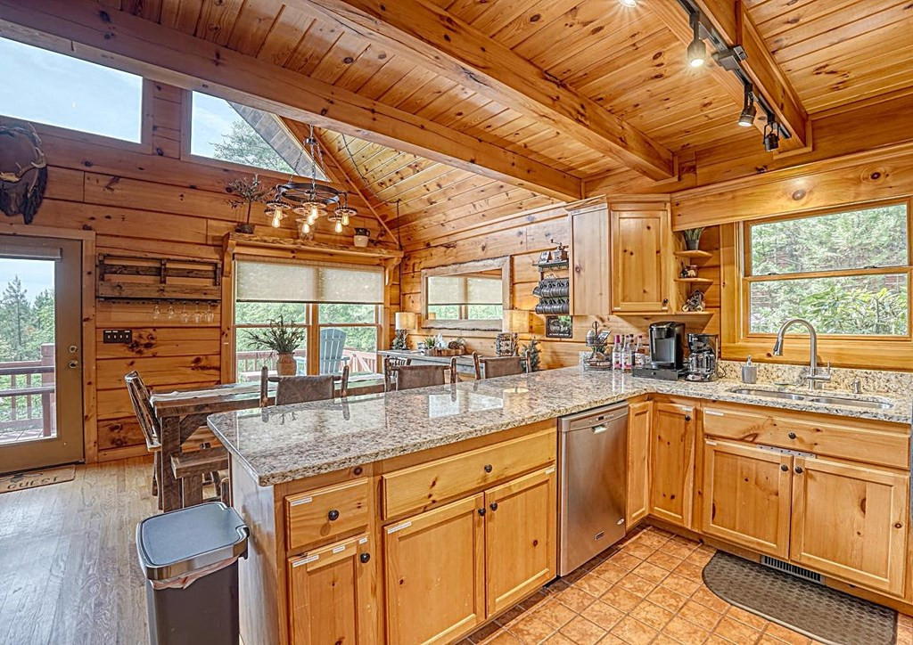 145 Skyview Drive, Murphy, NC 28906 Listing Photo  11