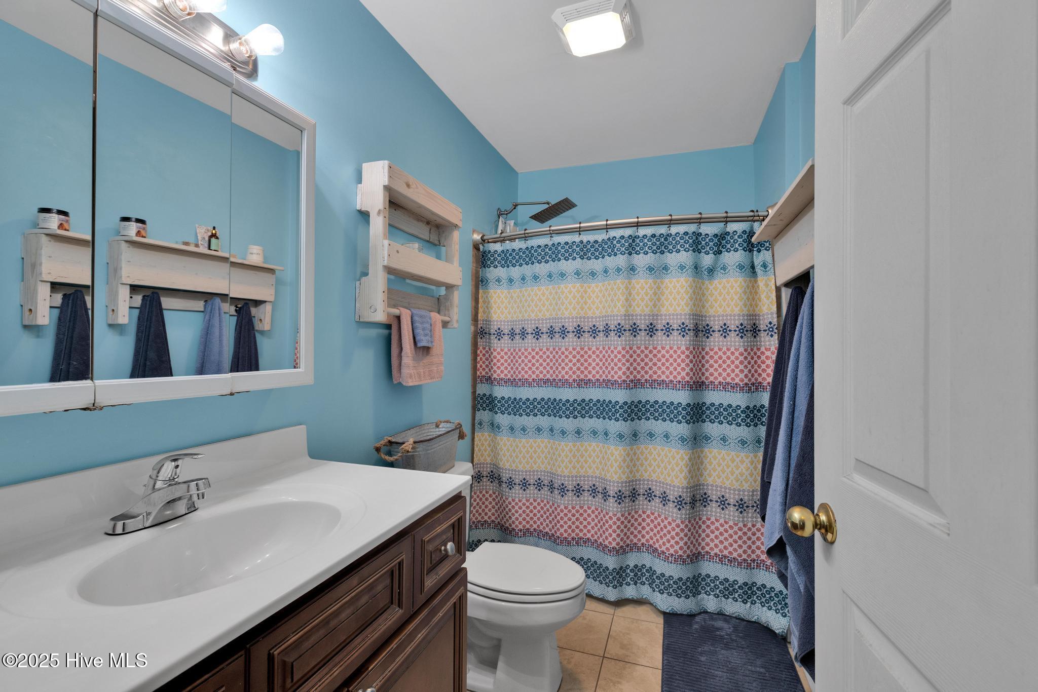 100527008 | Photo 18