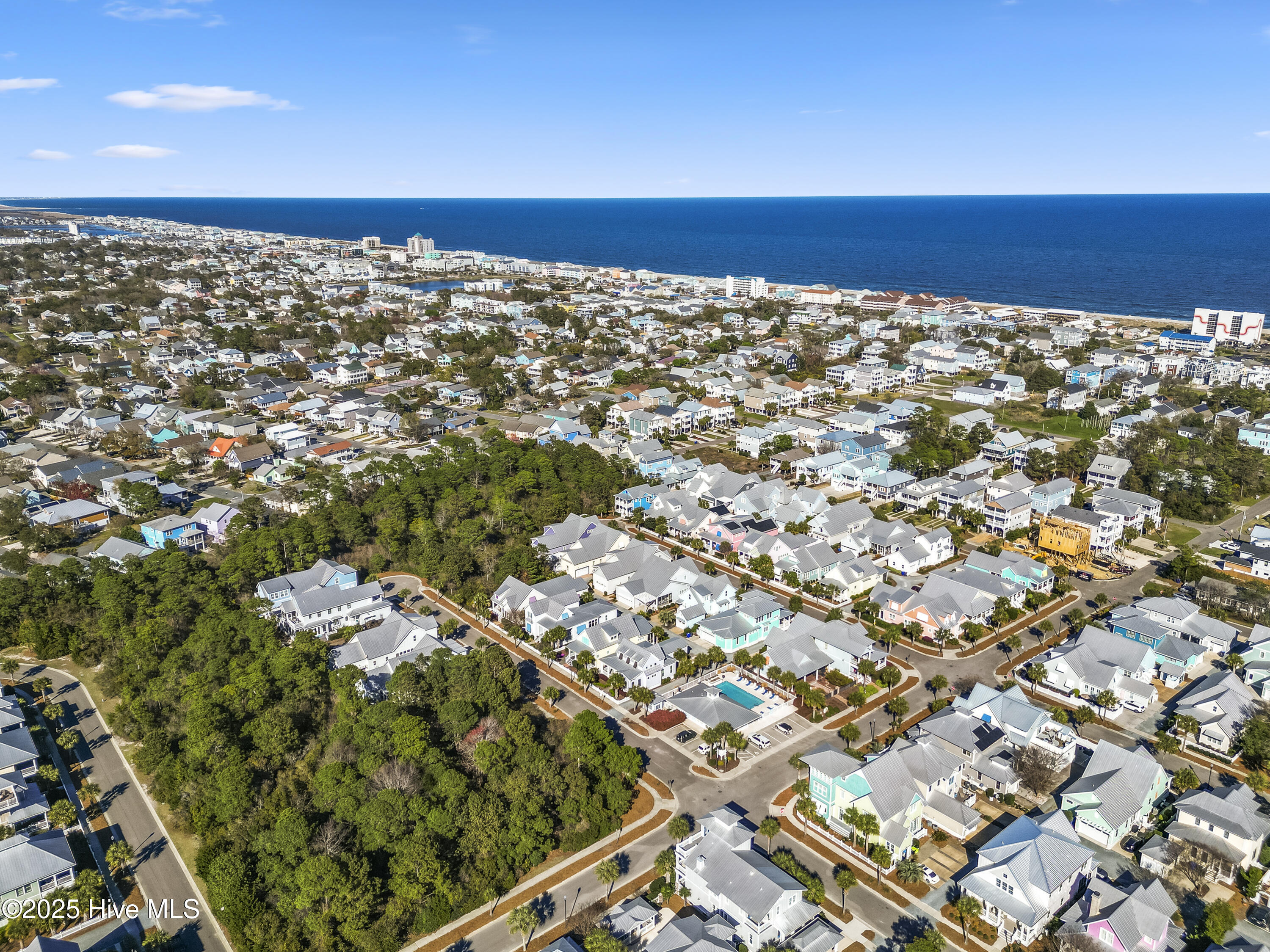 100498817 | Photo 114