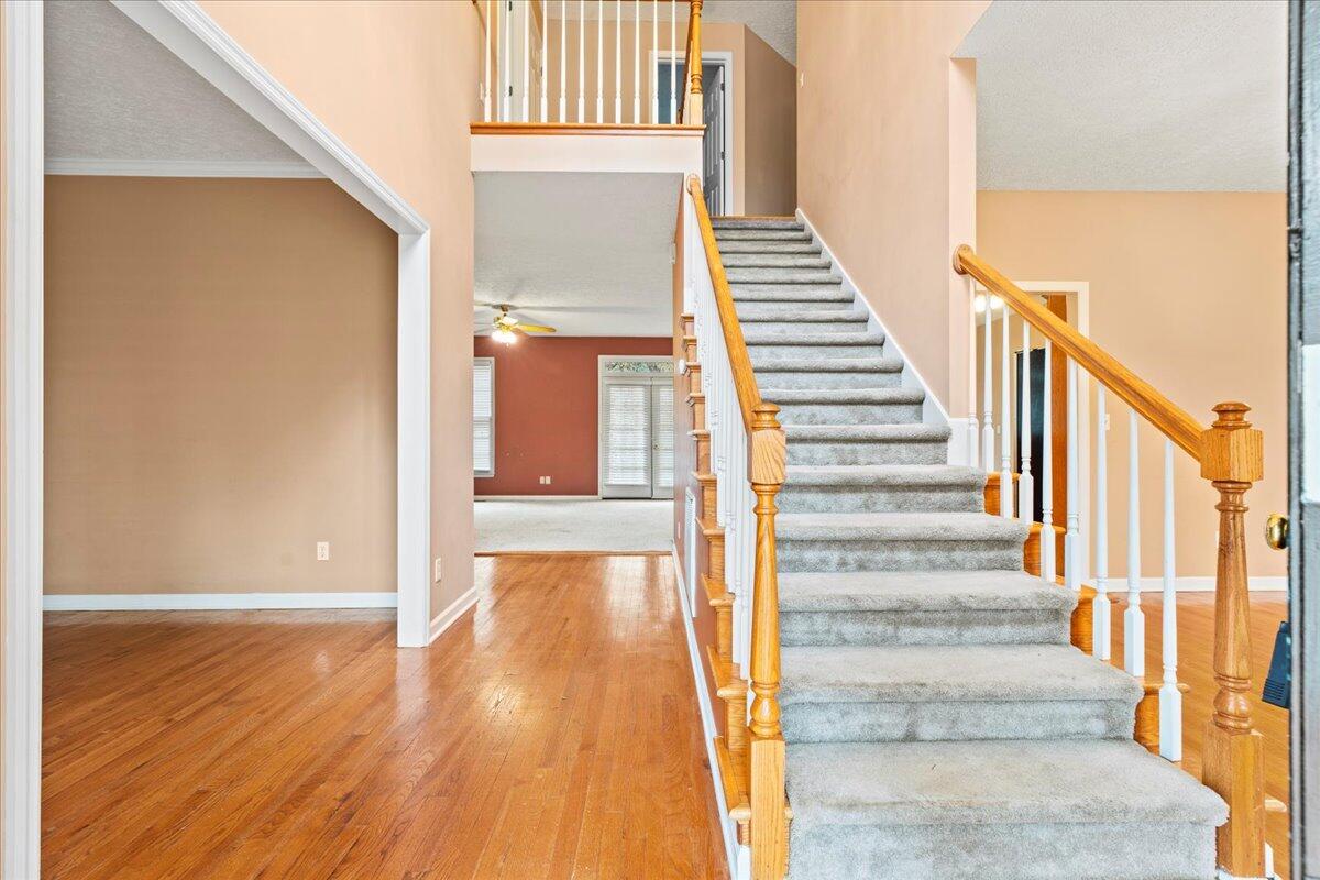 06-Entryway