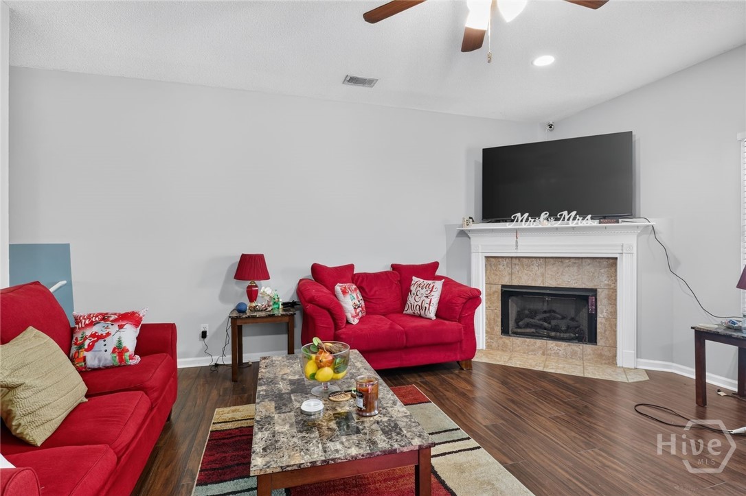Photo 3 of Townhouse for sale at 21 Orchid Ln, Savannah, GA 31419 | MLS# SA367067 | Listing updated on 2026-10-27