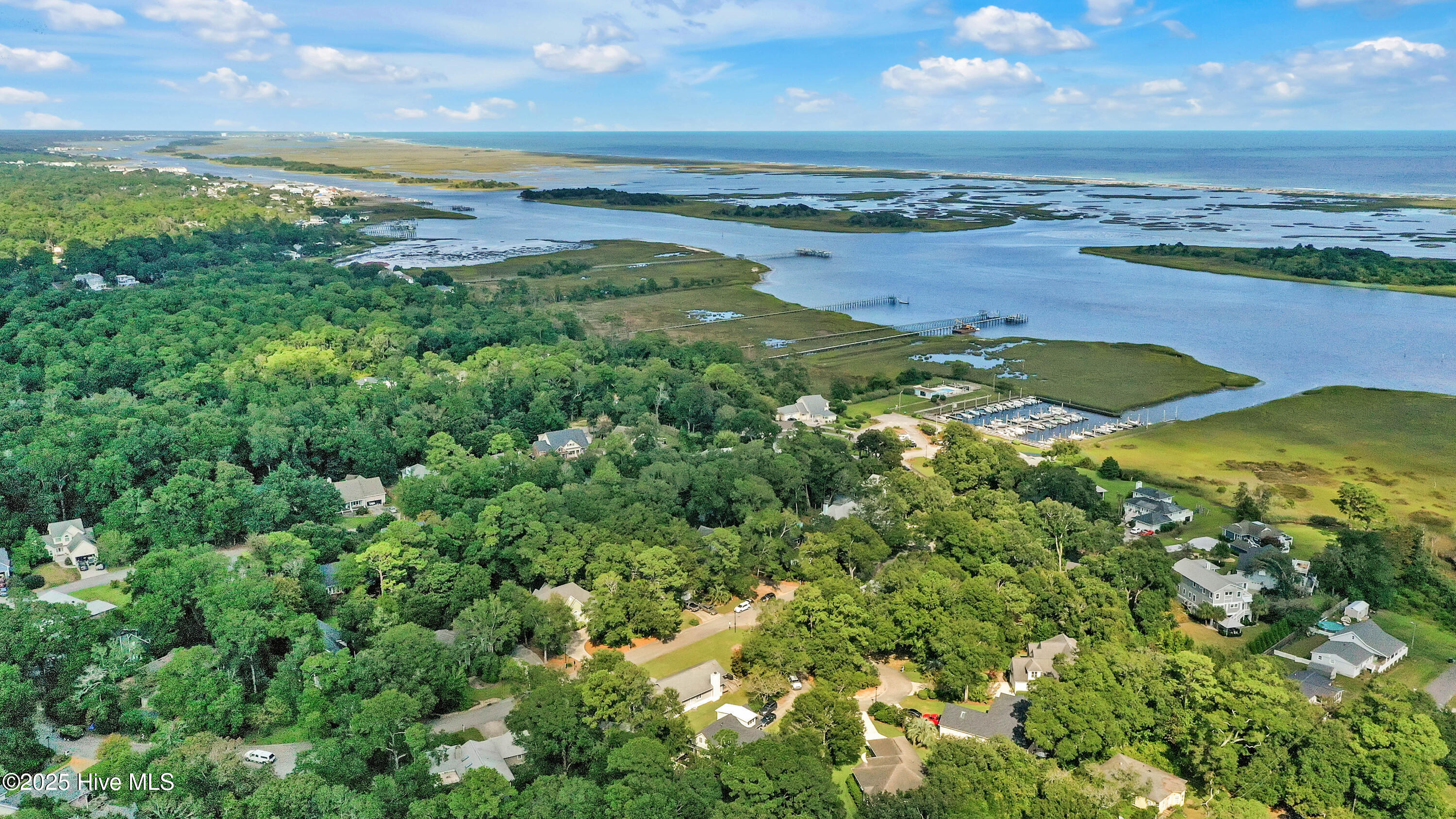 100543025 | Photo 53