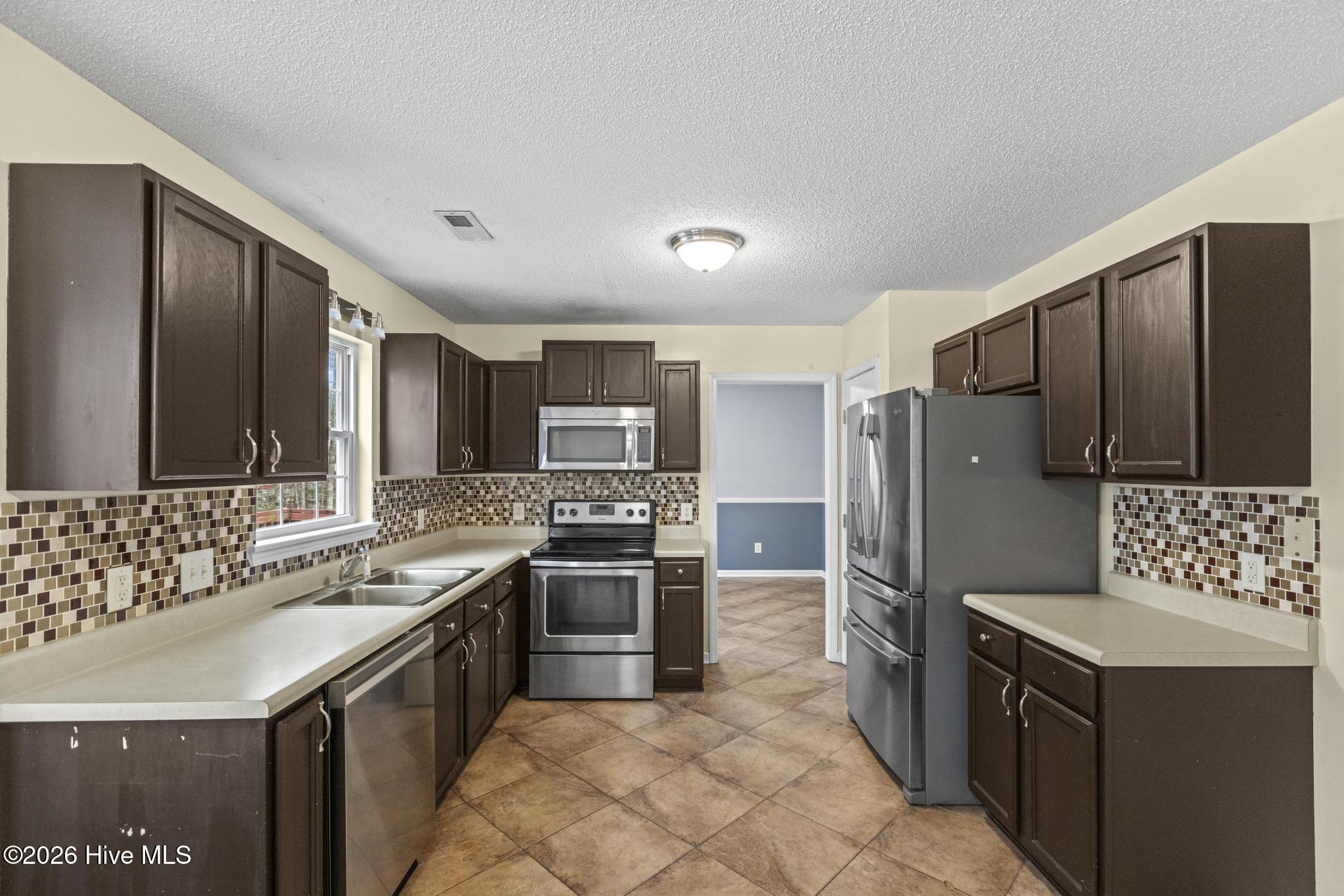 100556616 | Photo 11