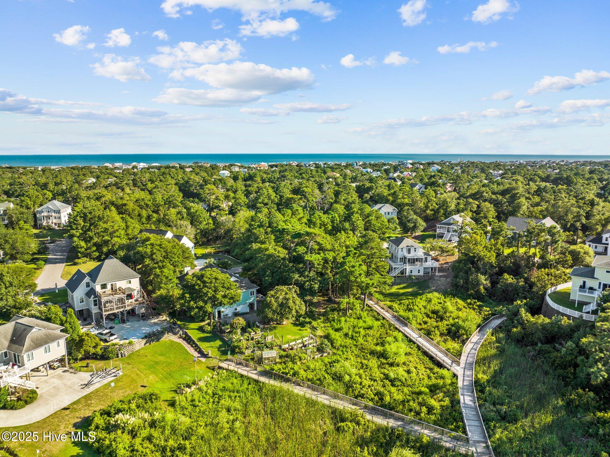 100558130 | Photo 63