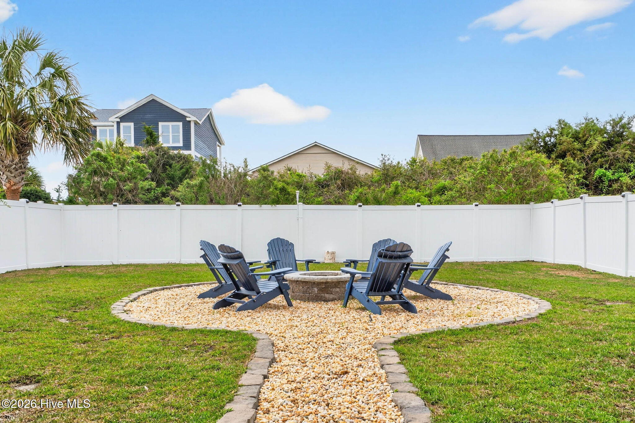 100565518 | Photo 57