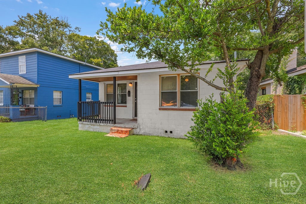 3rd image of 3311 Myrtle St, Savannah, GA 31405 | MLS# SA361686