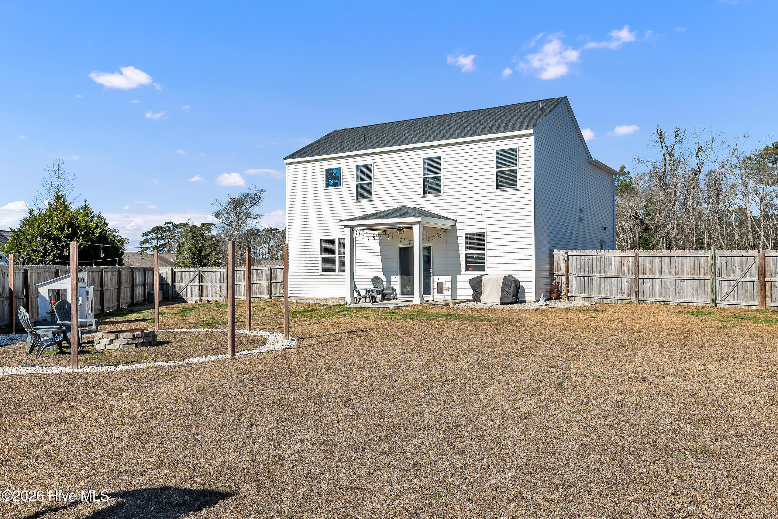 100551354 | Photo 53