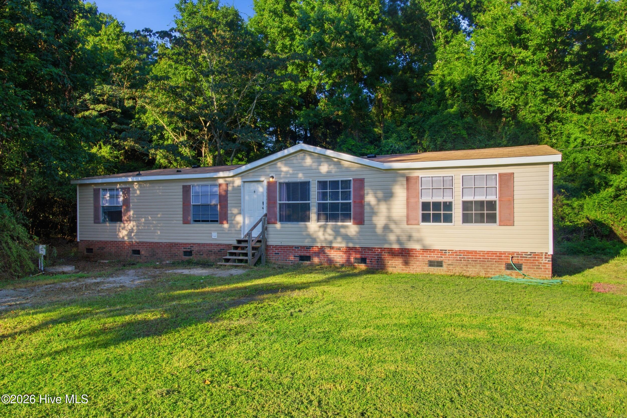 5520 County Line Road,New Bern