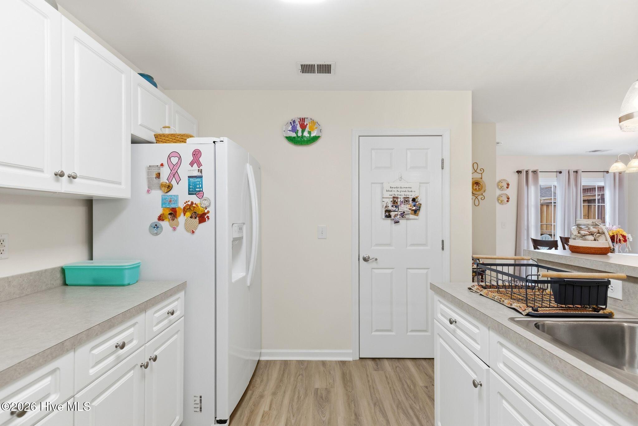 100557831 | Photo 17