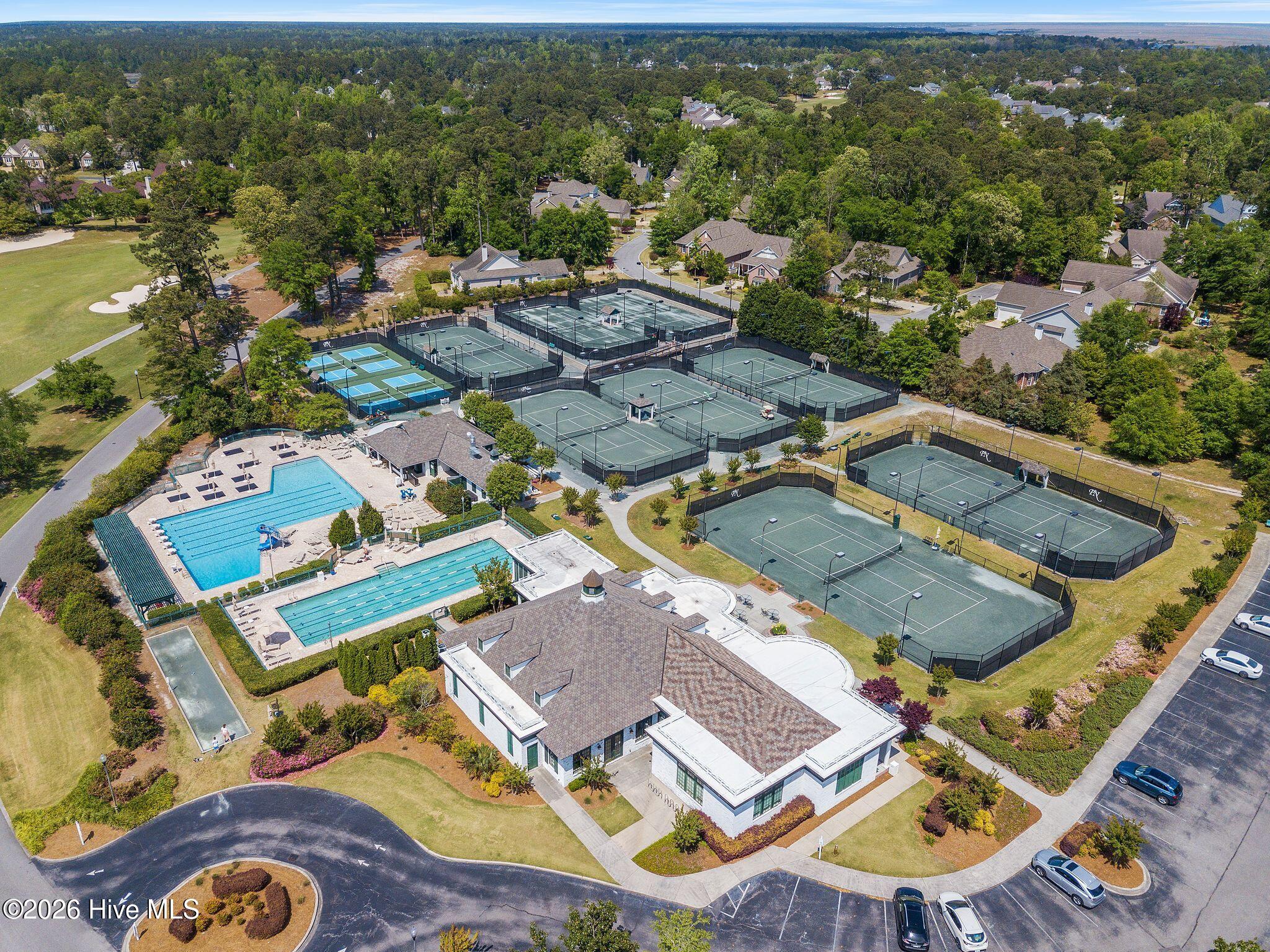 100567586 | Photo 57