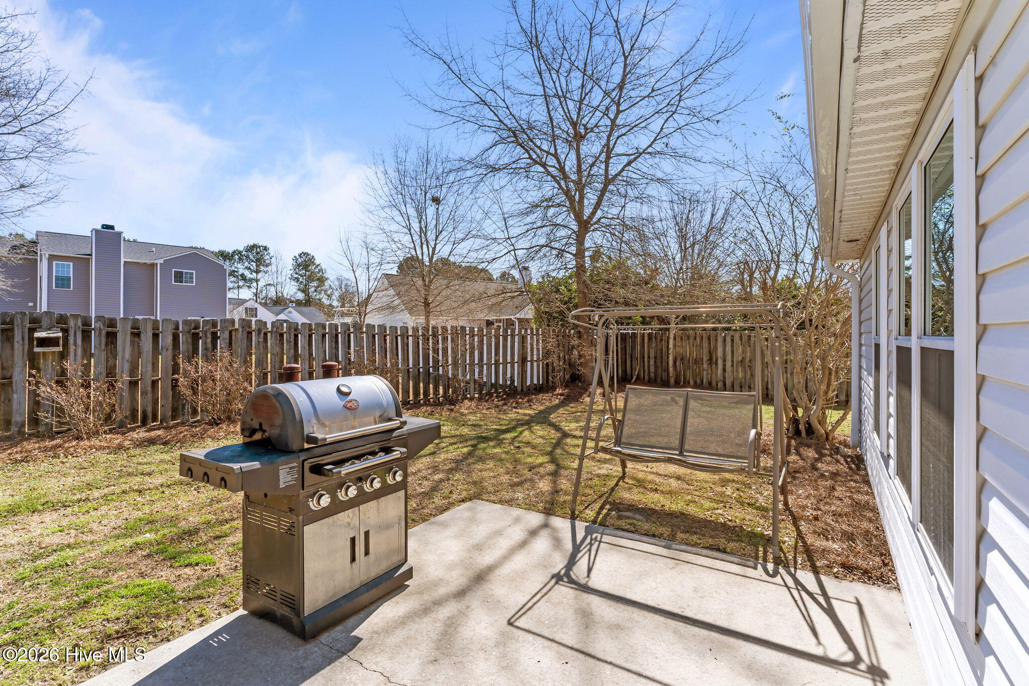 100556757 | Photo 35