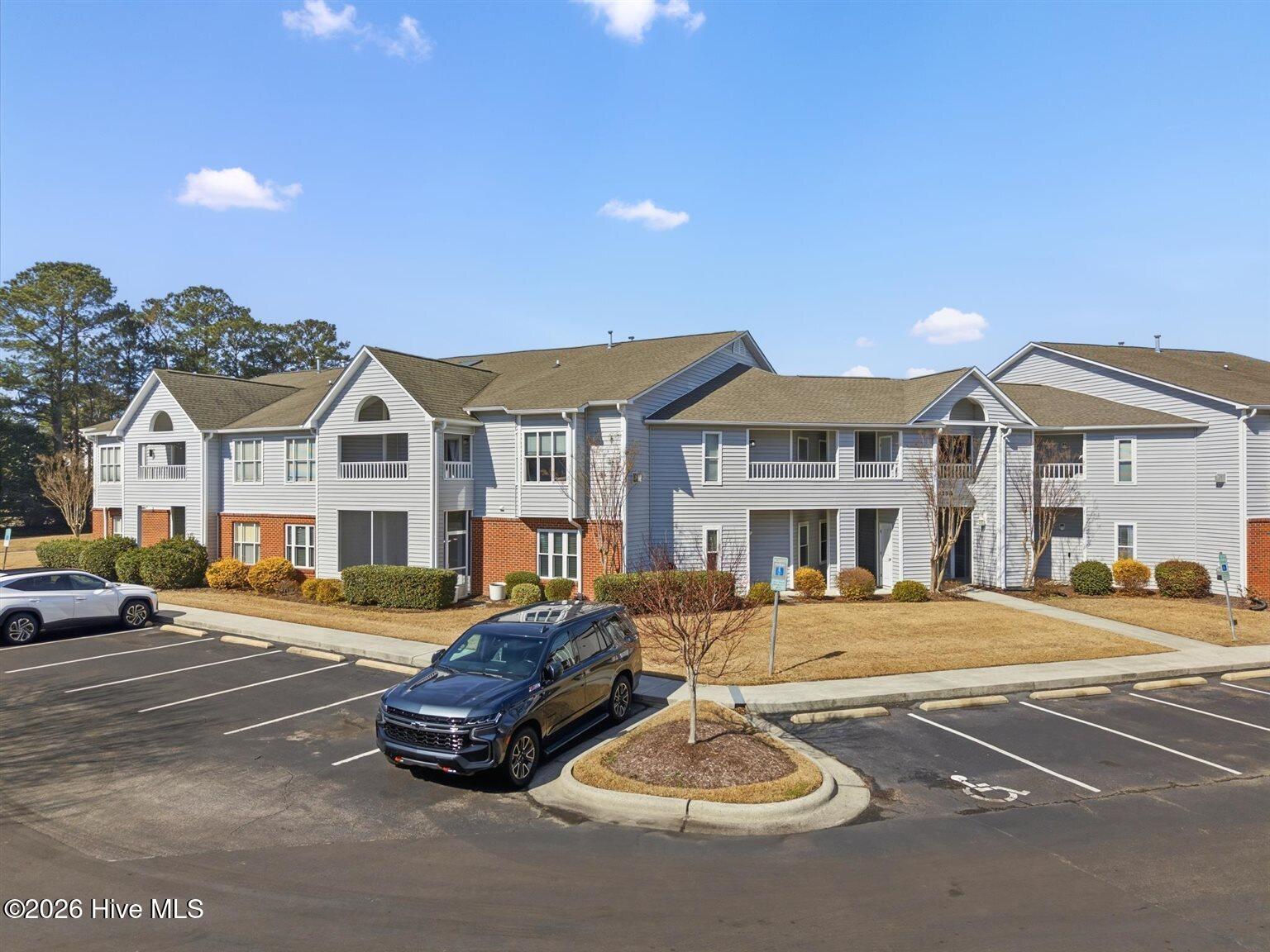 100554604 | Photo 47