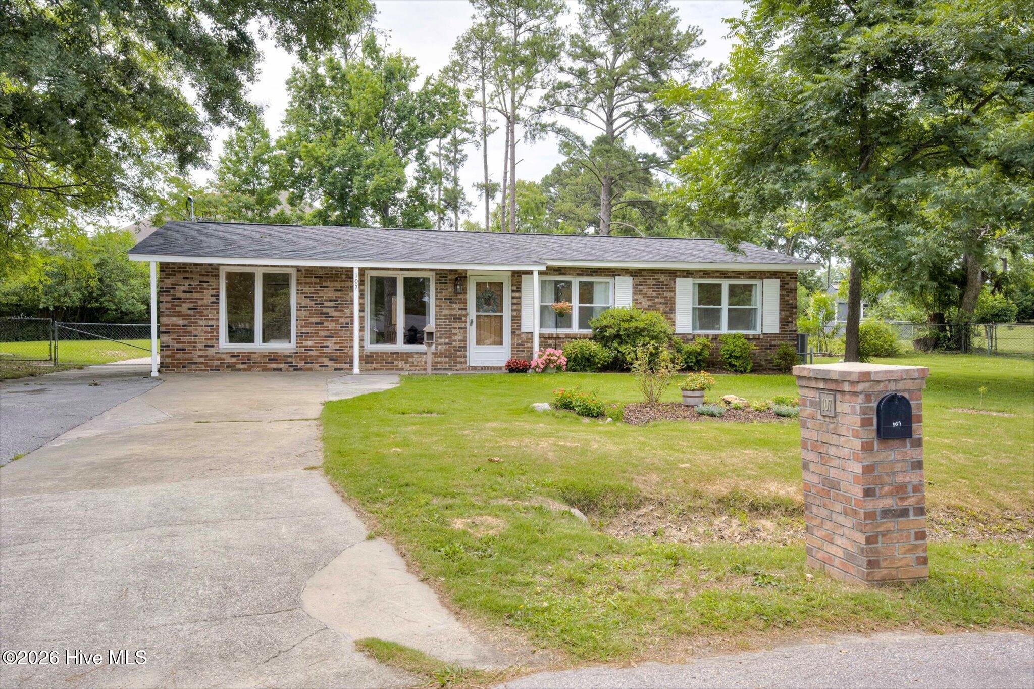 Homes for sale in Grovetown, GA | 107 Wadsworth Ct, Grovetown, GA 30813 | MLS# 100581798