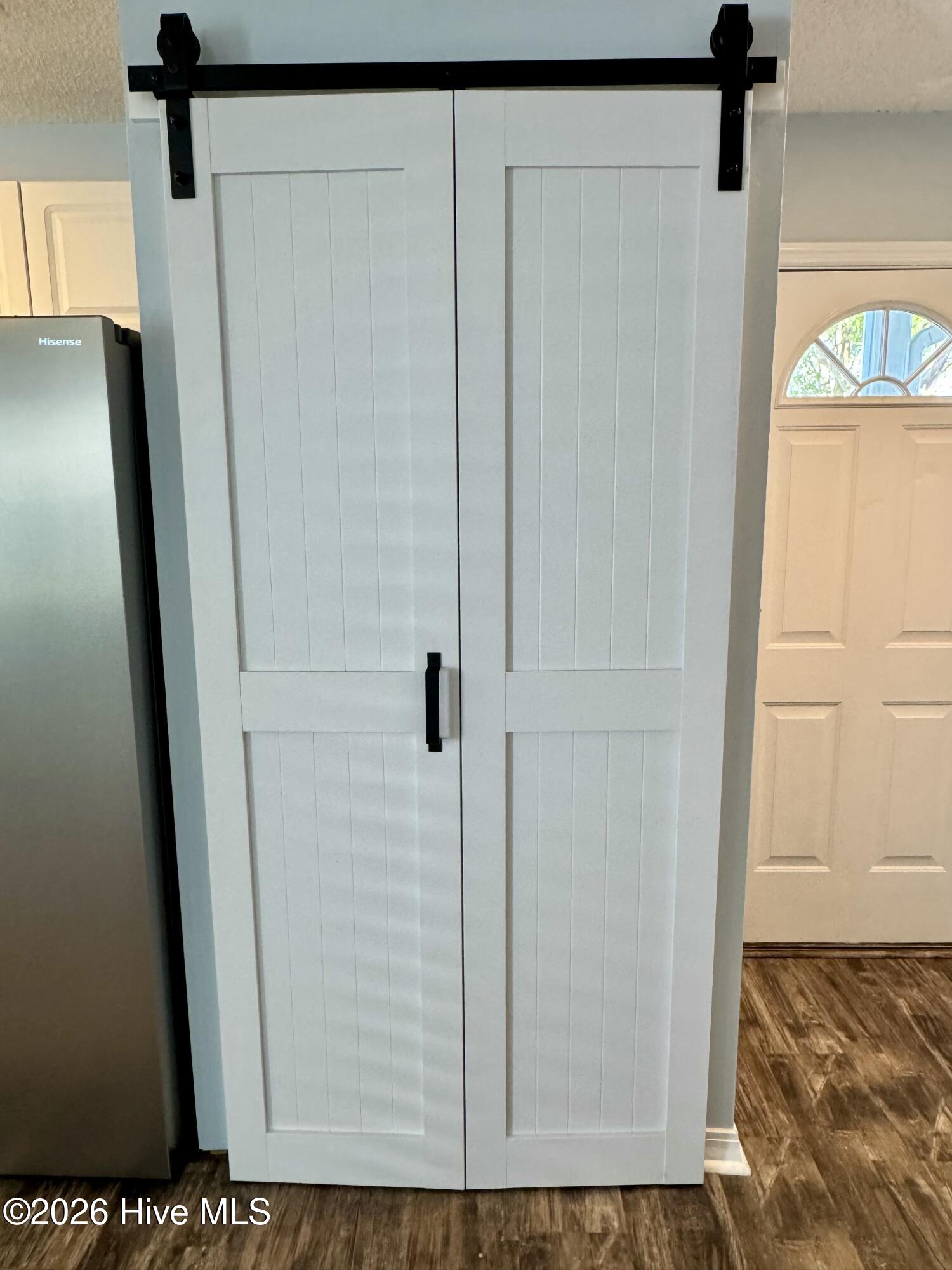 100564437 | Photo 15