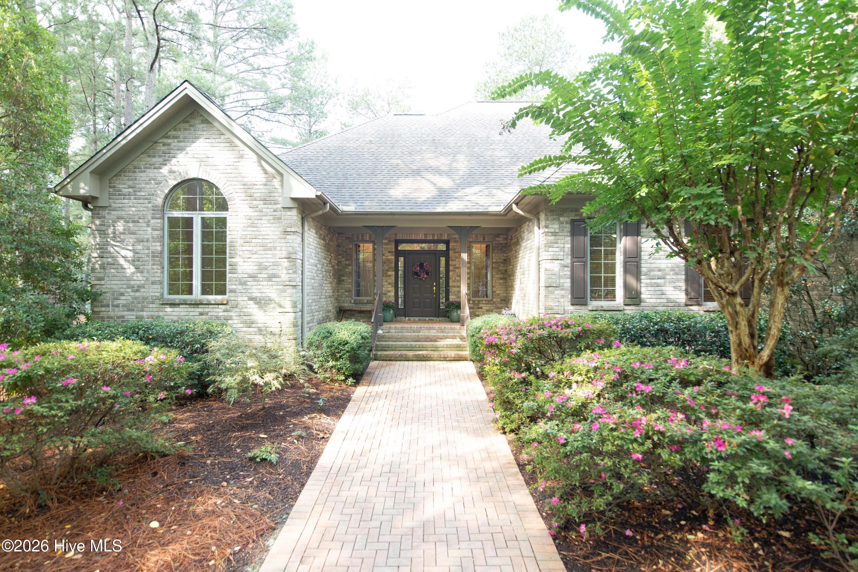 Photo 3 of Single family home for sale at 14 Mcmichael Dr, Pinehurst, NC 28374 | MLS# 100608149 | Listing updated on 2026-10-08