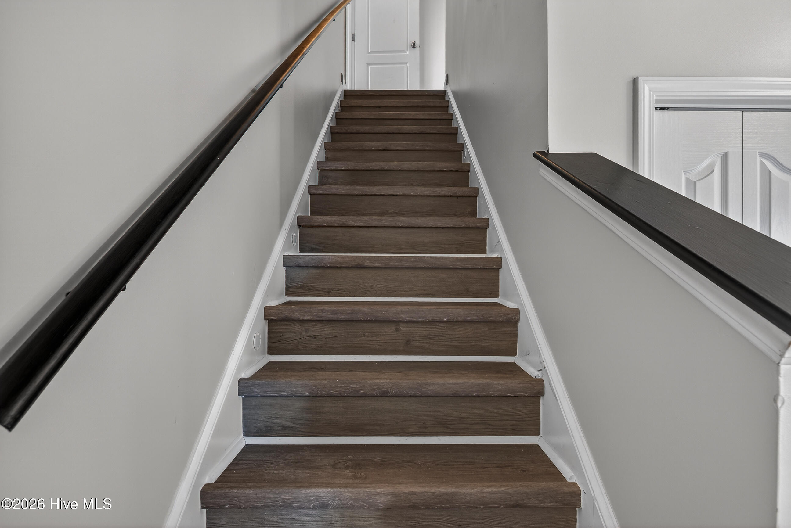 100547541 | Photo 16