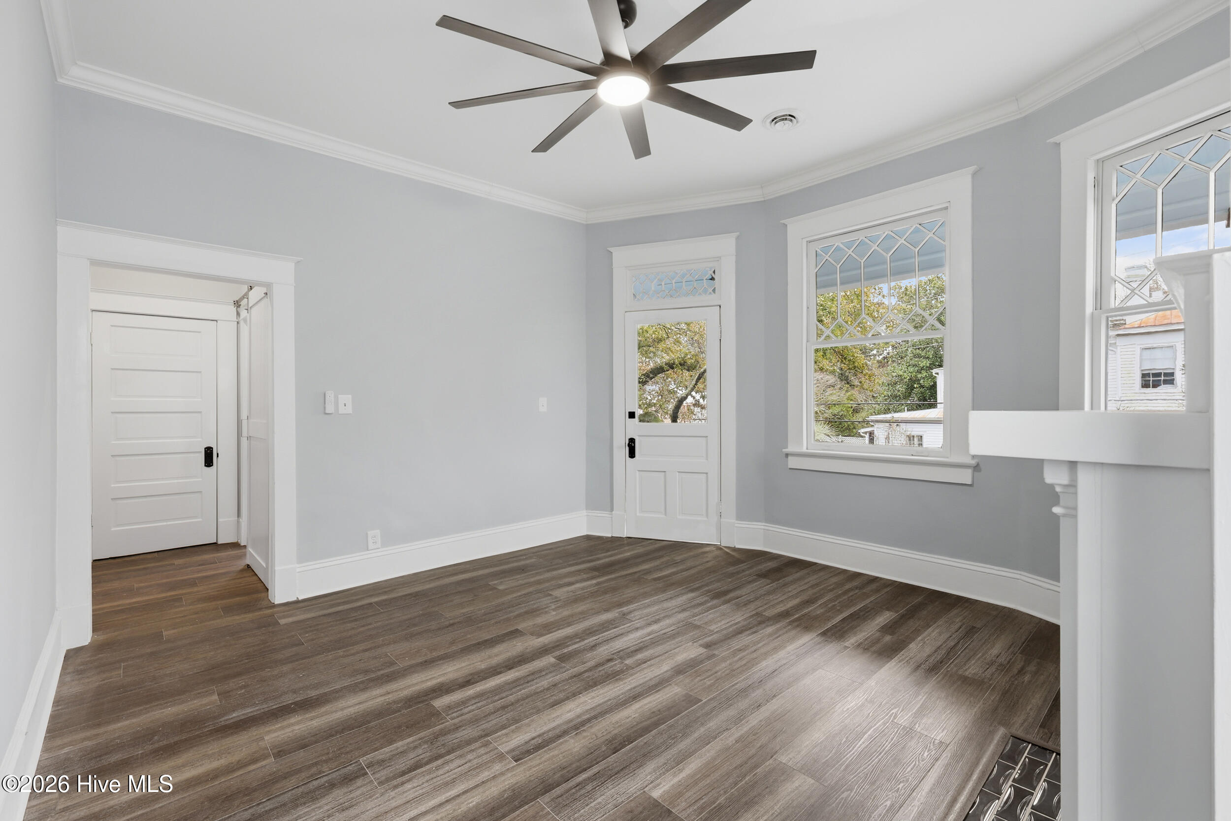 100553018 | Photo 21