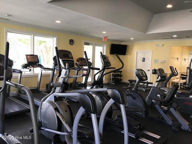 100506076 | Photo 79