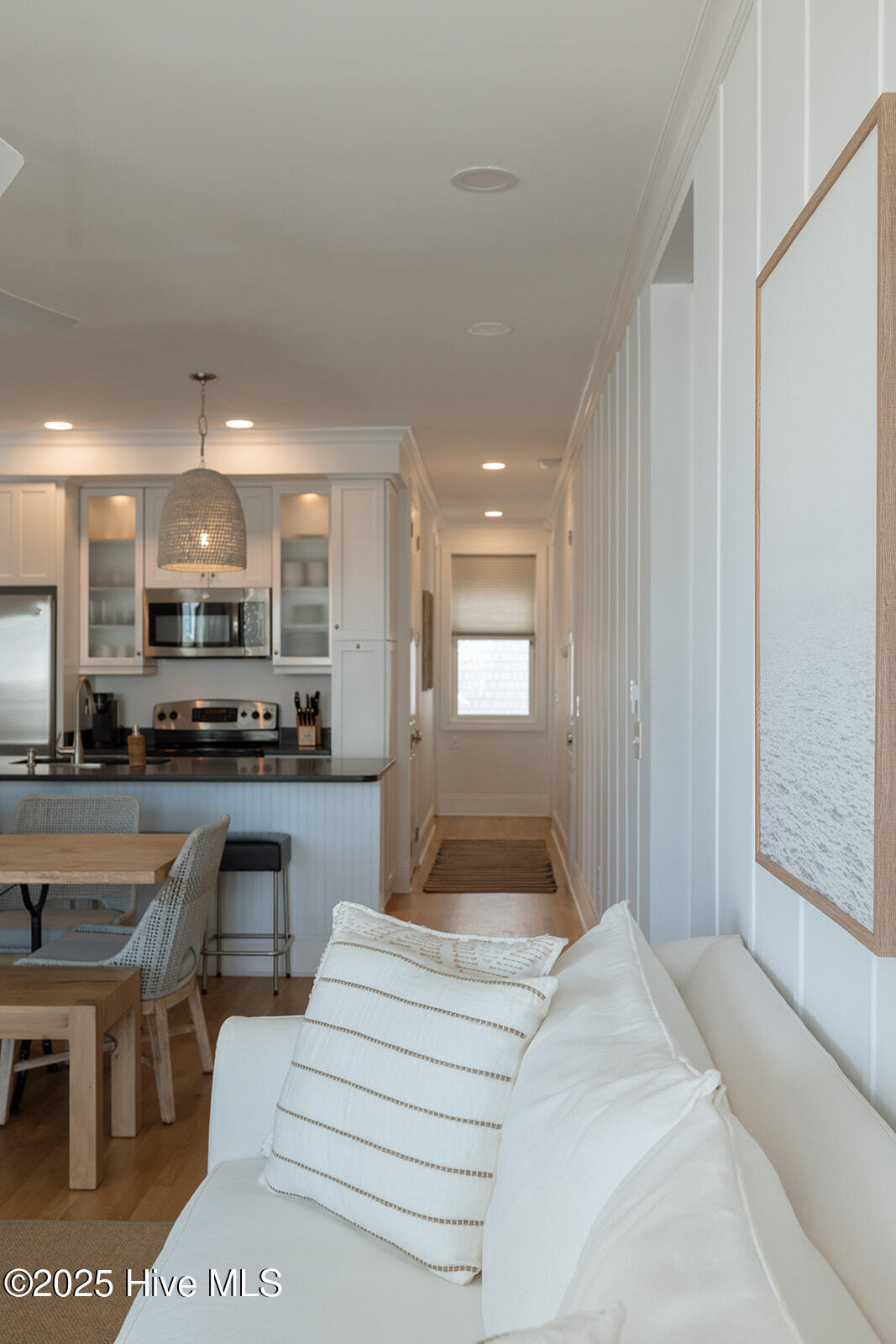 100536787 | Photo 10