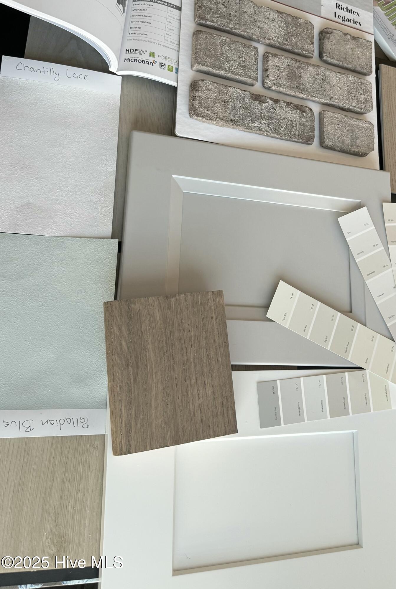 100532112 | Photo 56