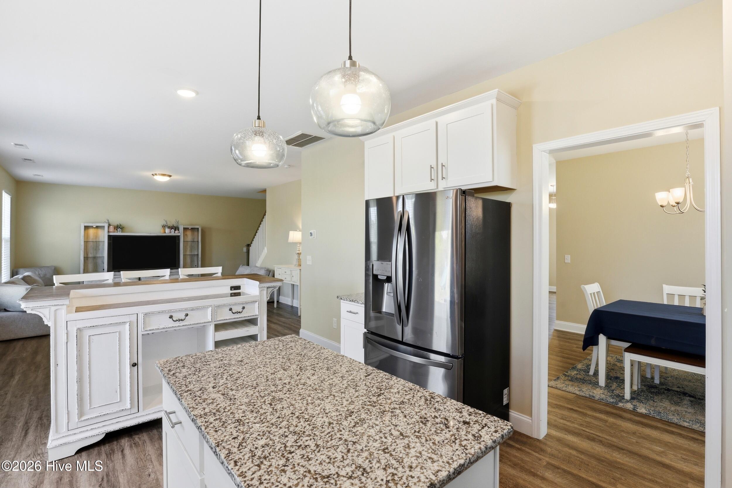 100566702 | Photo 14