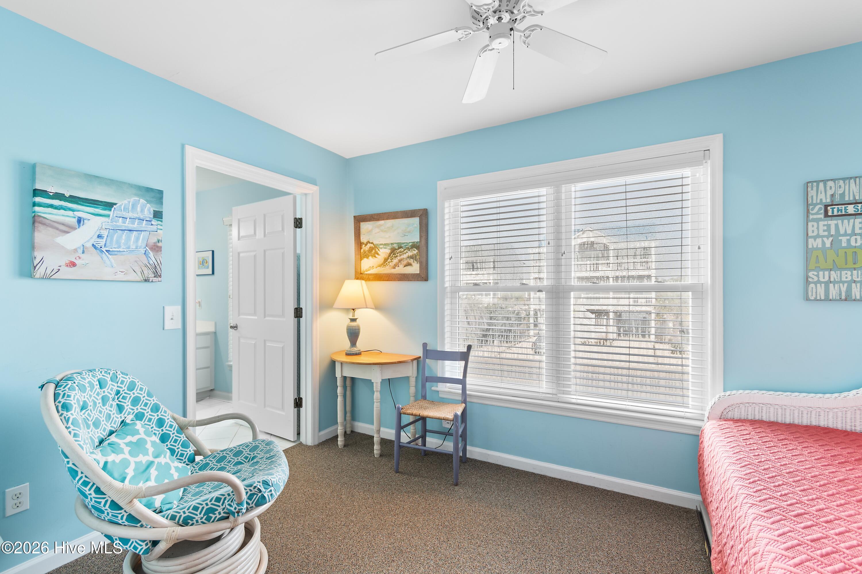 100548422 | Photo 30