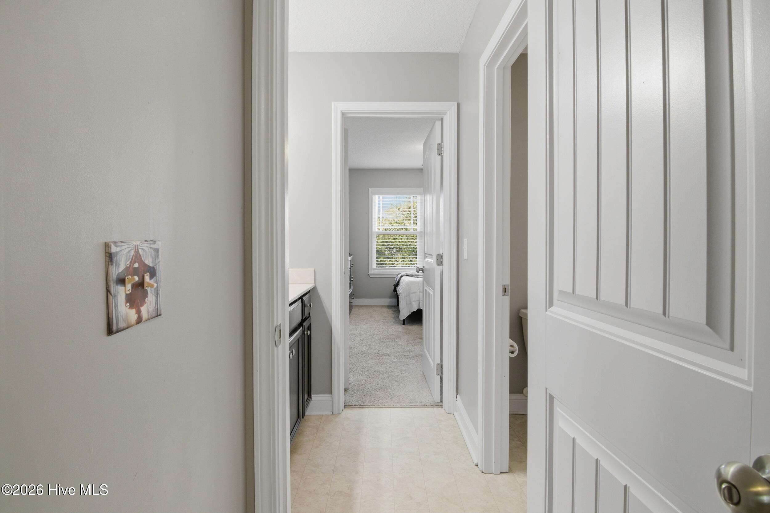 100552695 | Photo 50