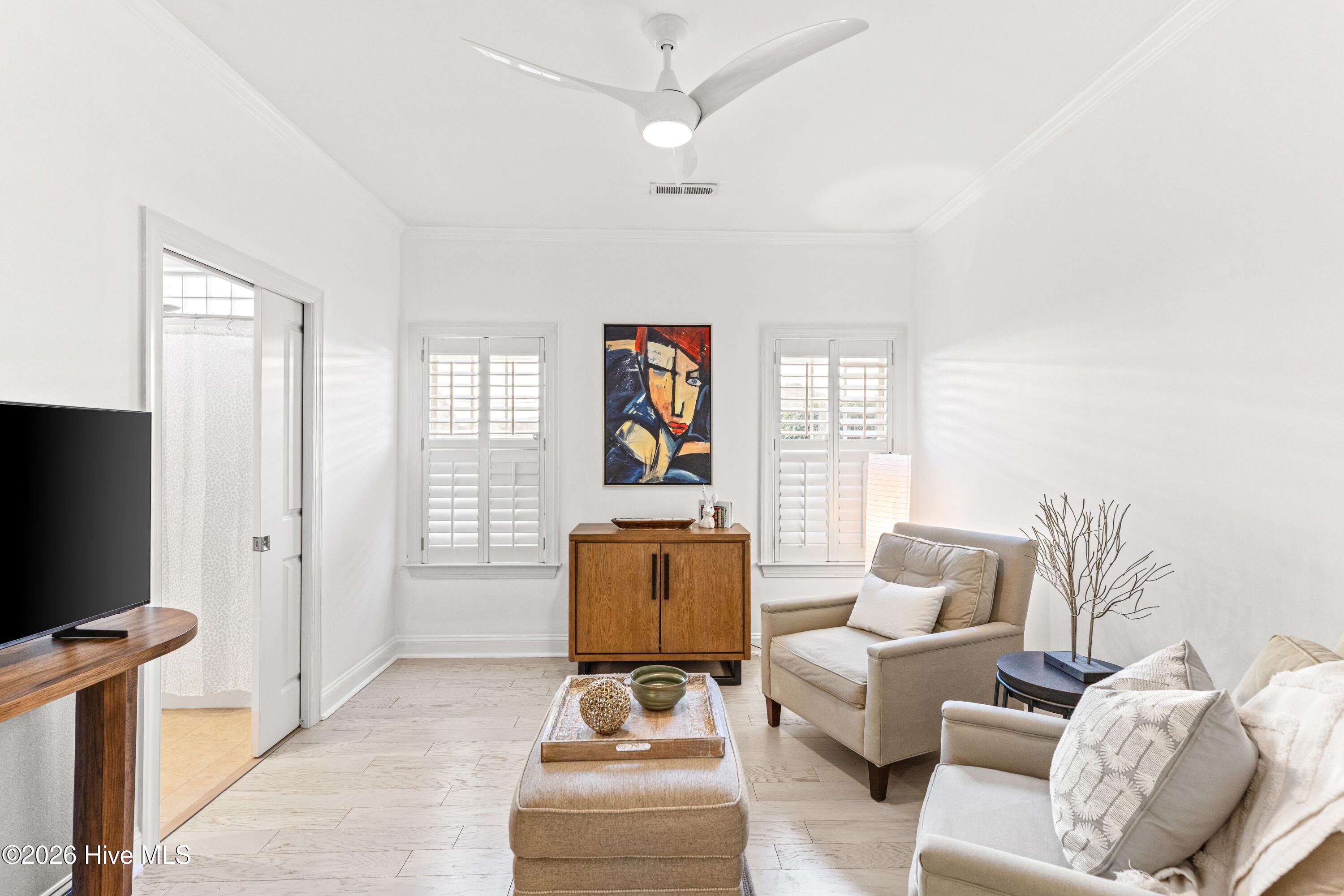 100552646 | Photo 26