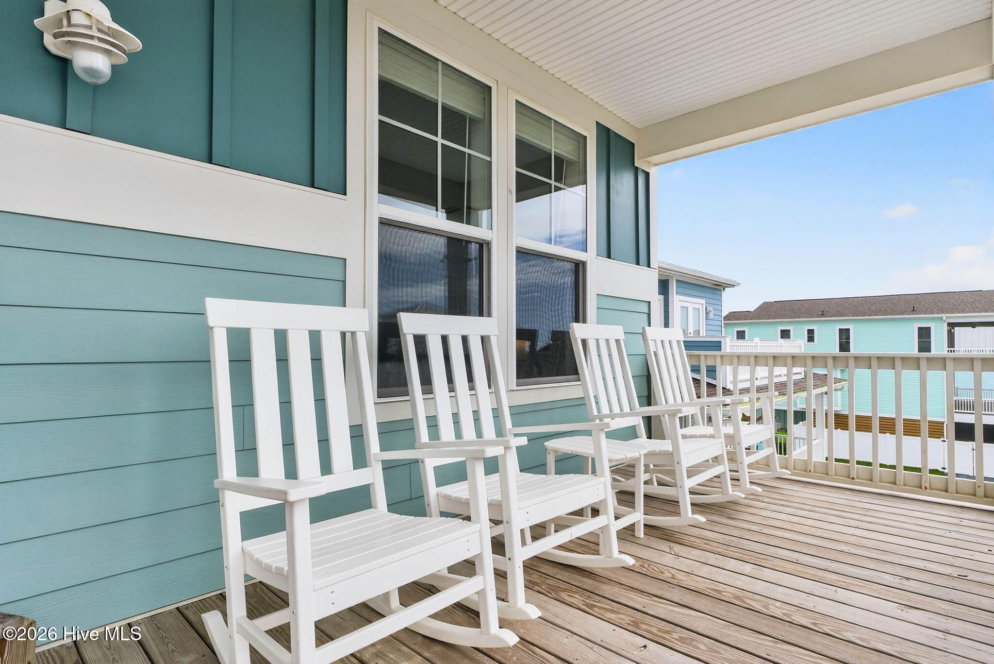 100565518 | Photo 46