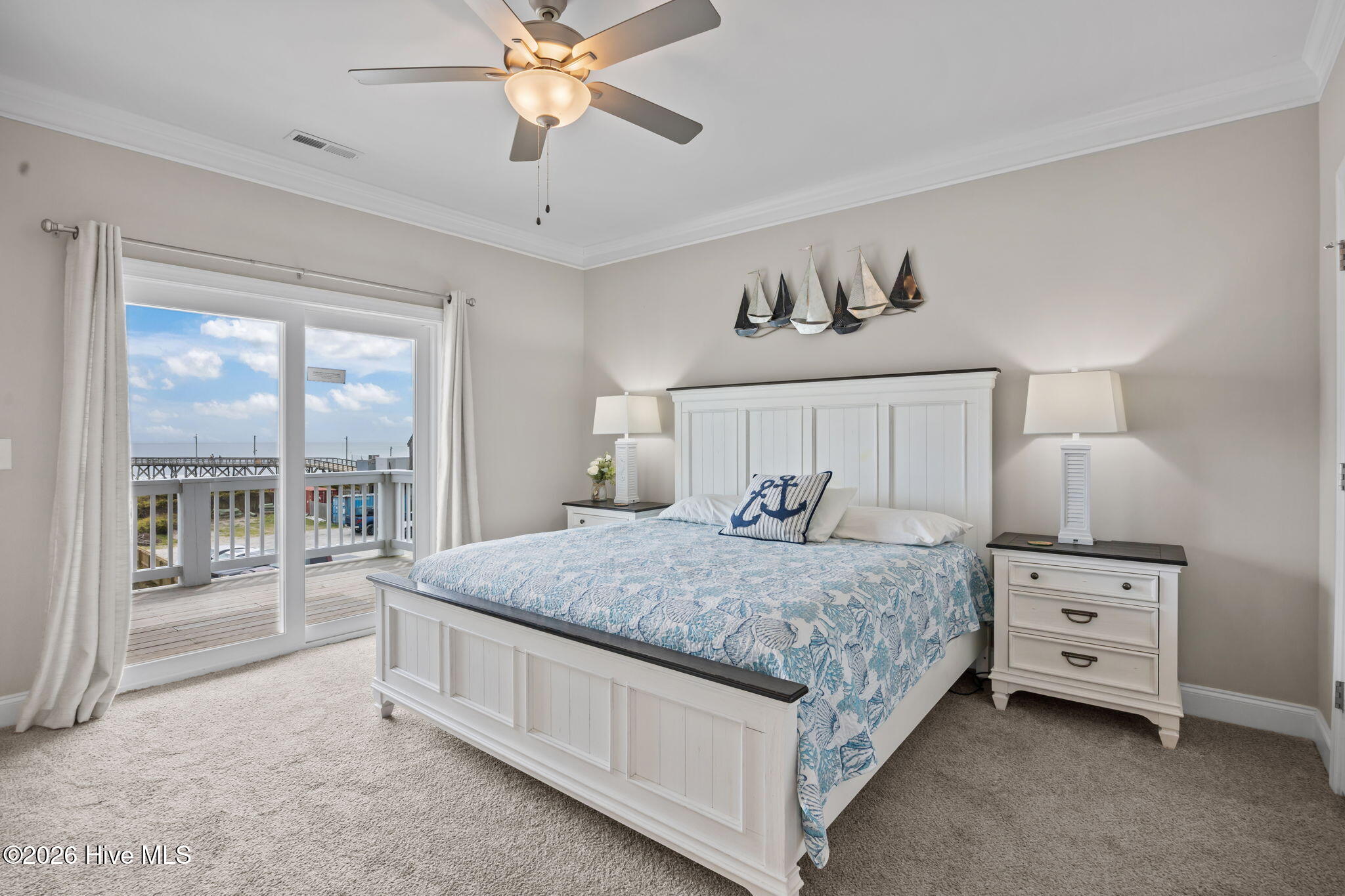 100565751 | Photo 32