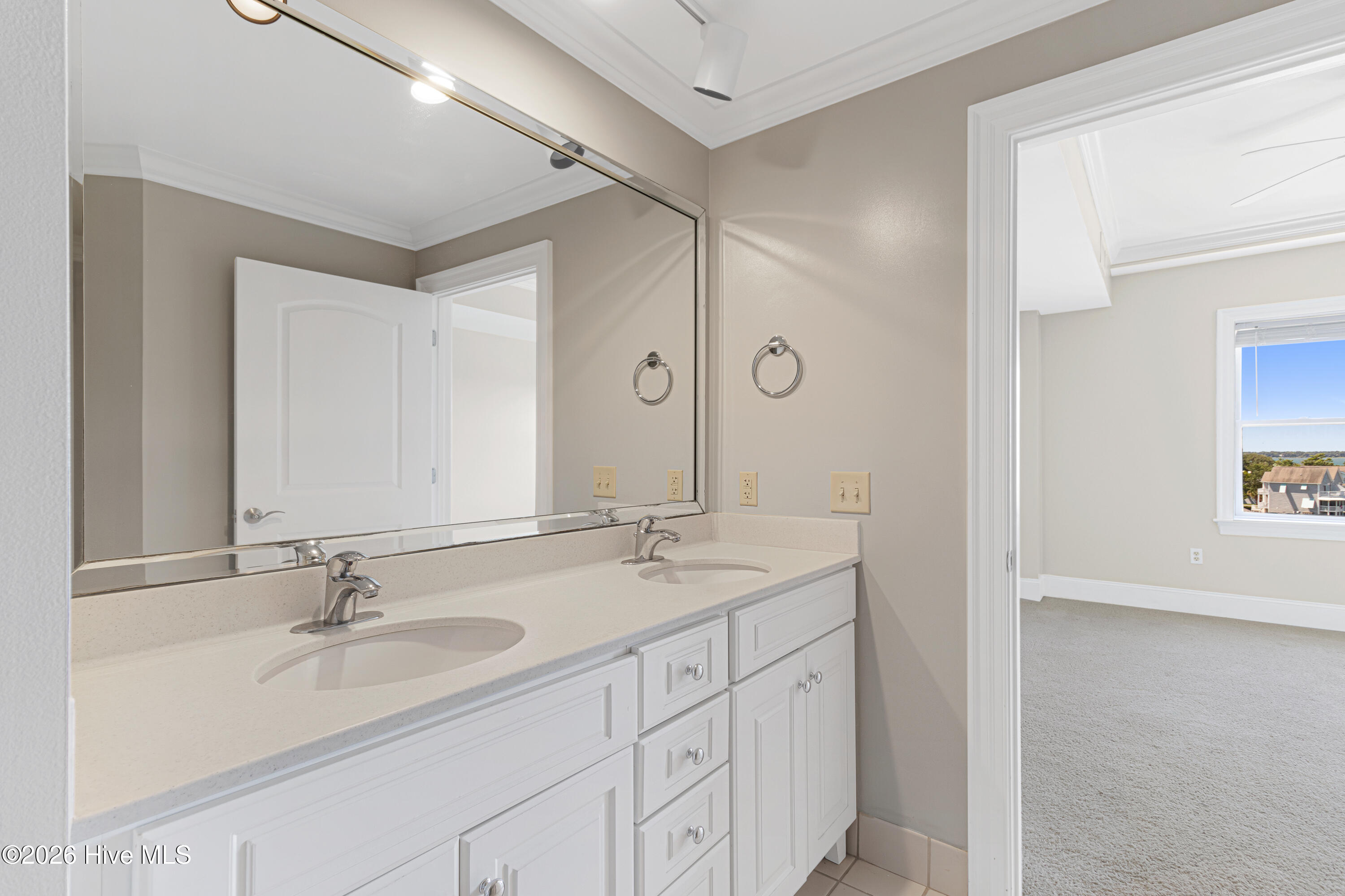4425 Arendell 402 Harborside Club,Morehead City