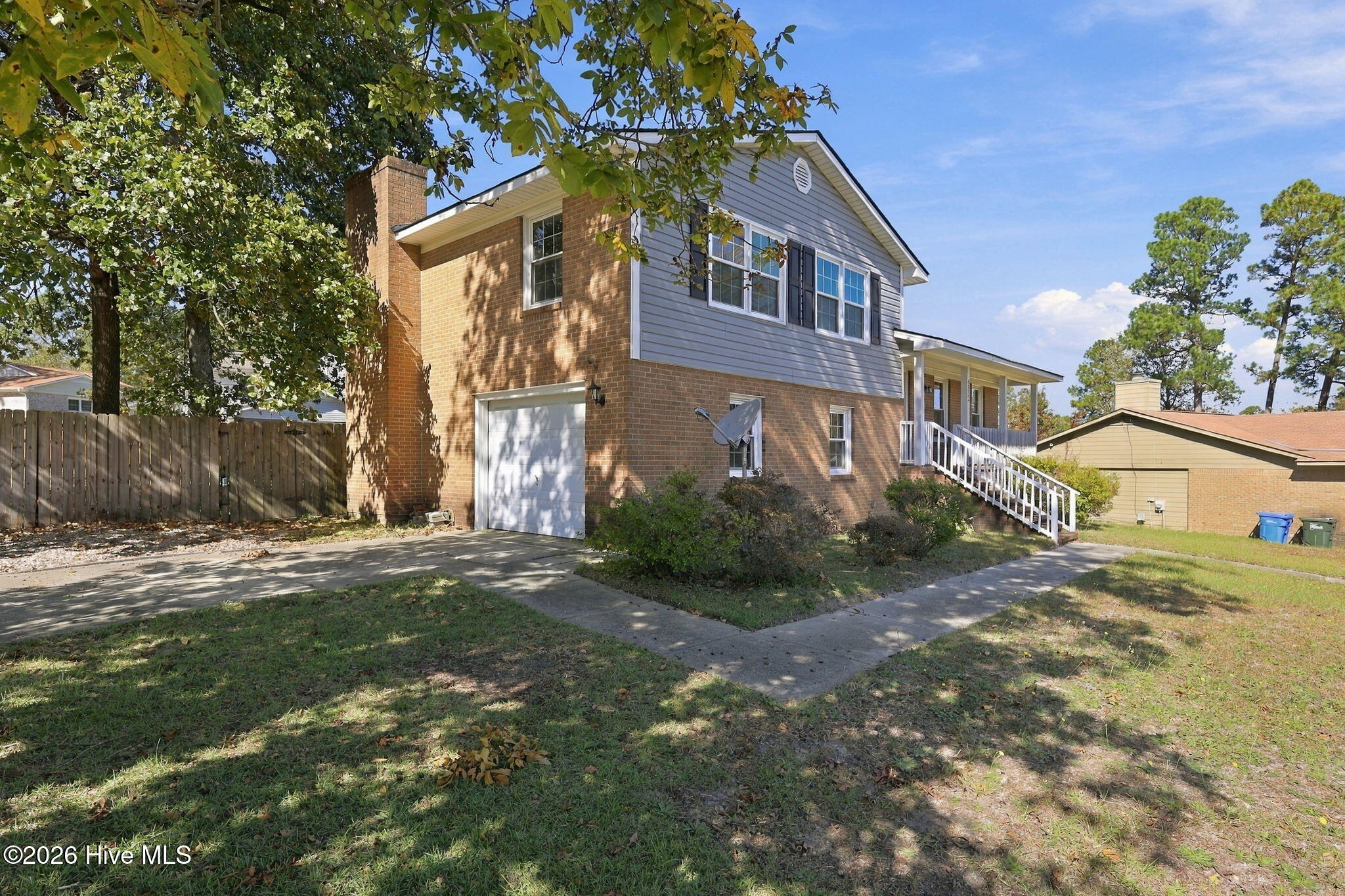 Photo 4 of Single family home for sale at 6852 Fern Crk Pl, Fayetteville, NC 28314 | MLS# 100613140 | Listing updated on 2026-10-29