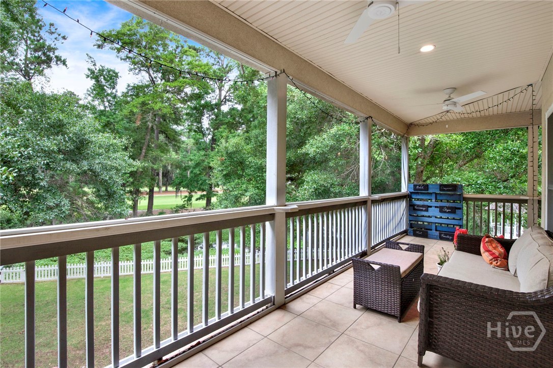 Screened in Balcony