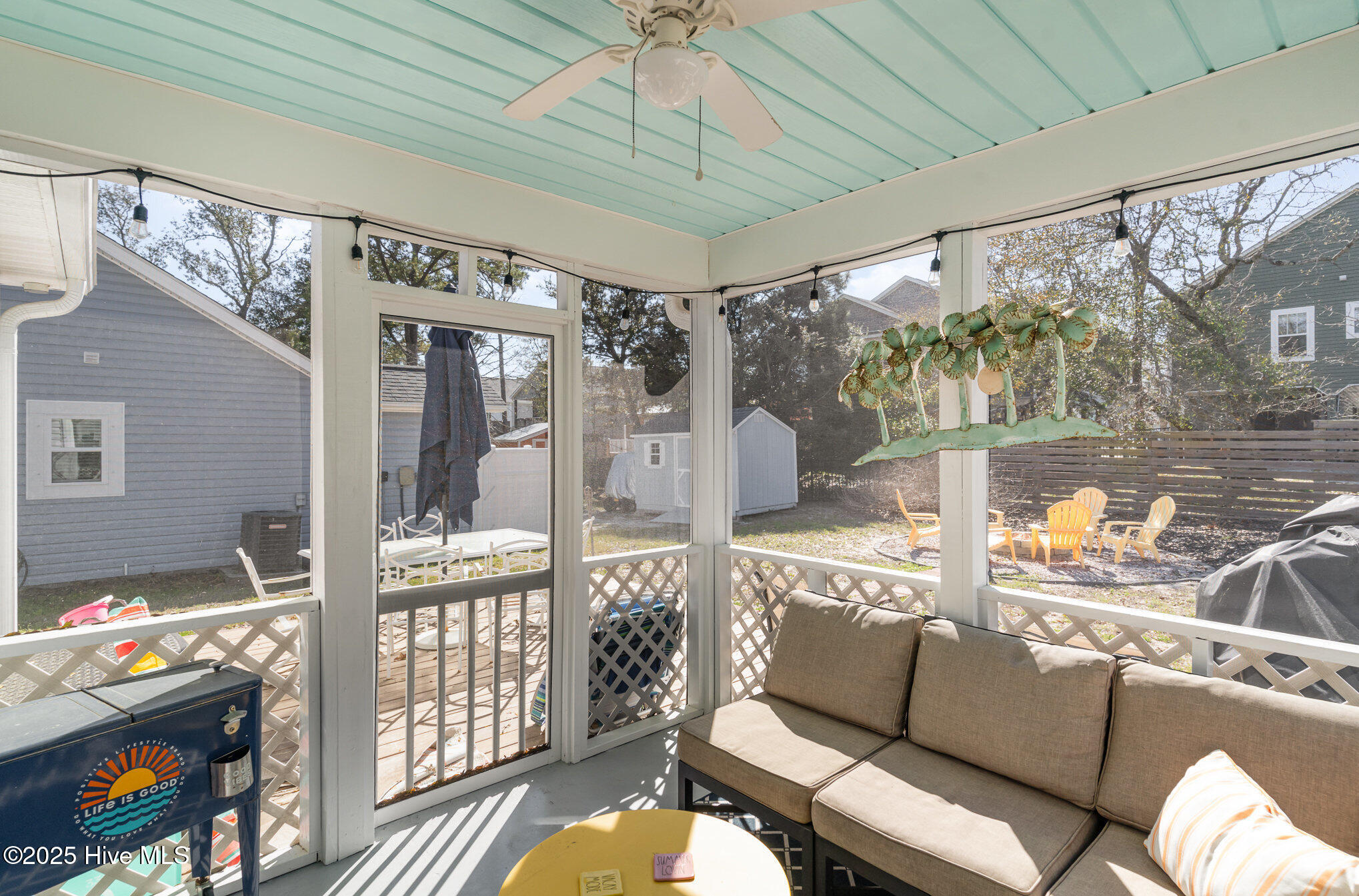 100497000 | Photo 29