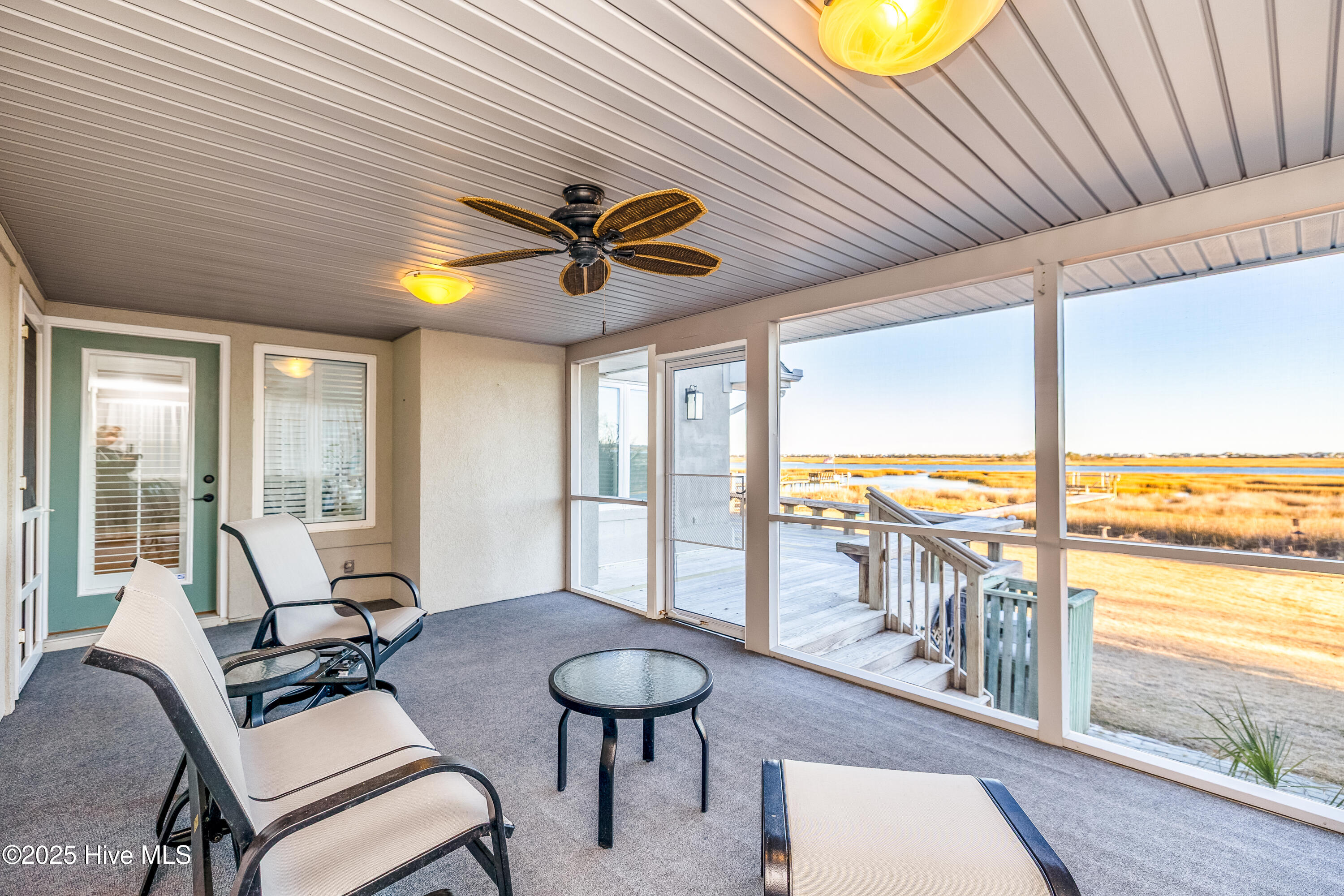 100545827 | Photo 39