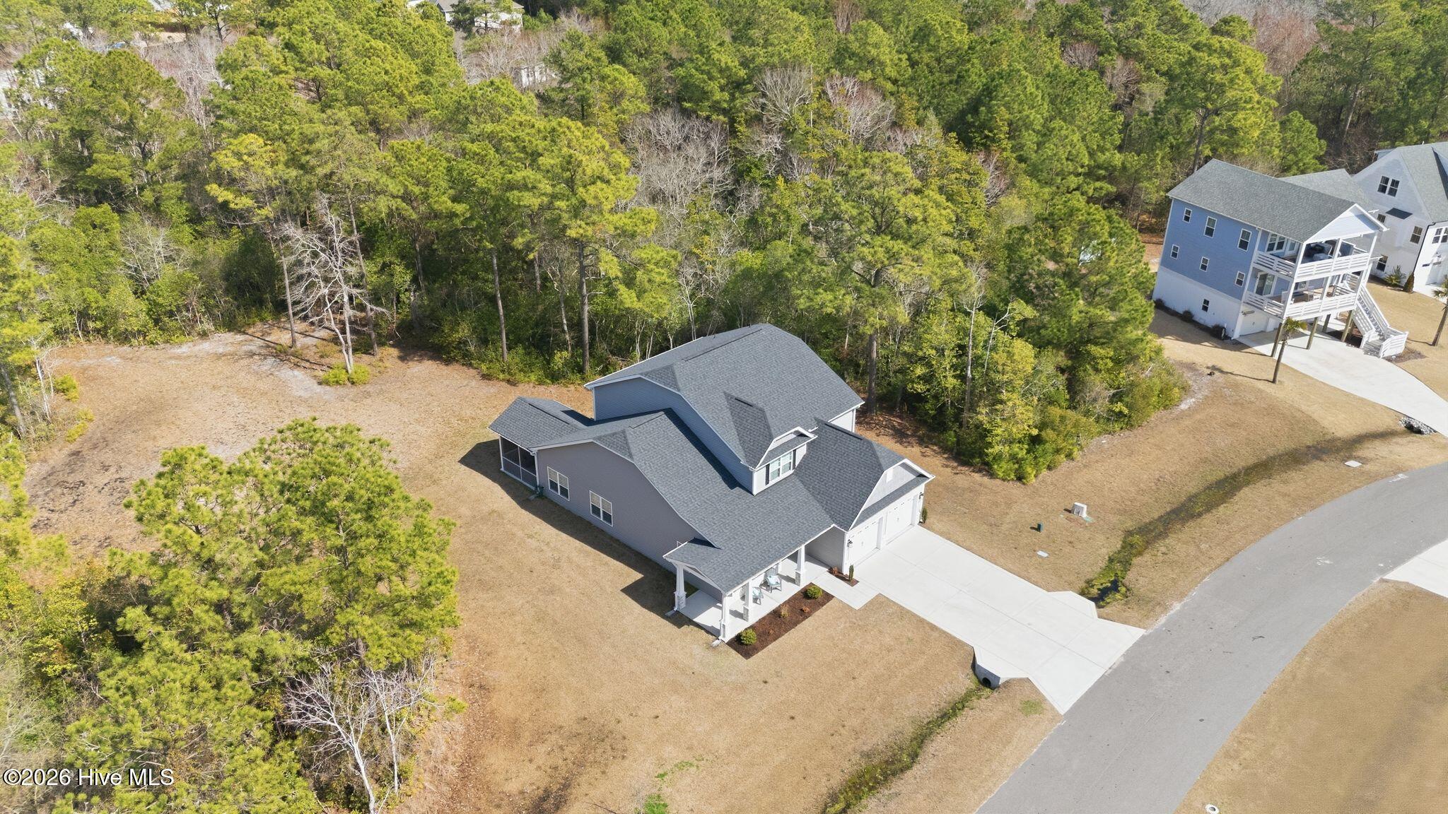 100558926 | Photo 58