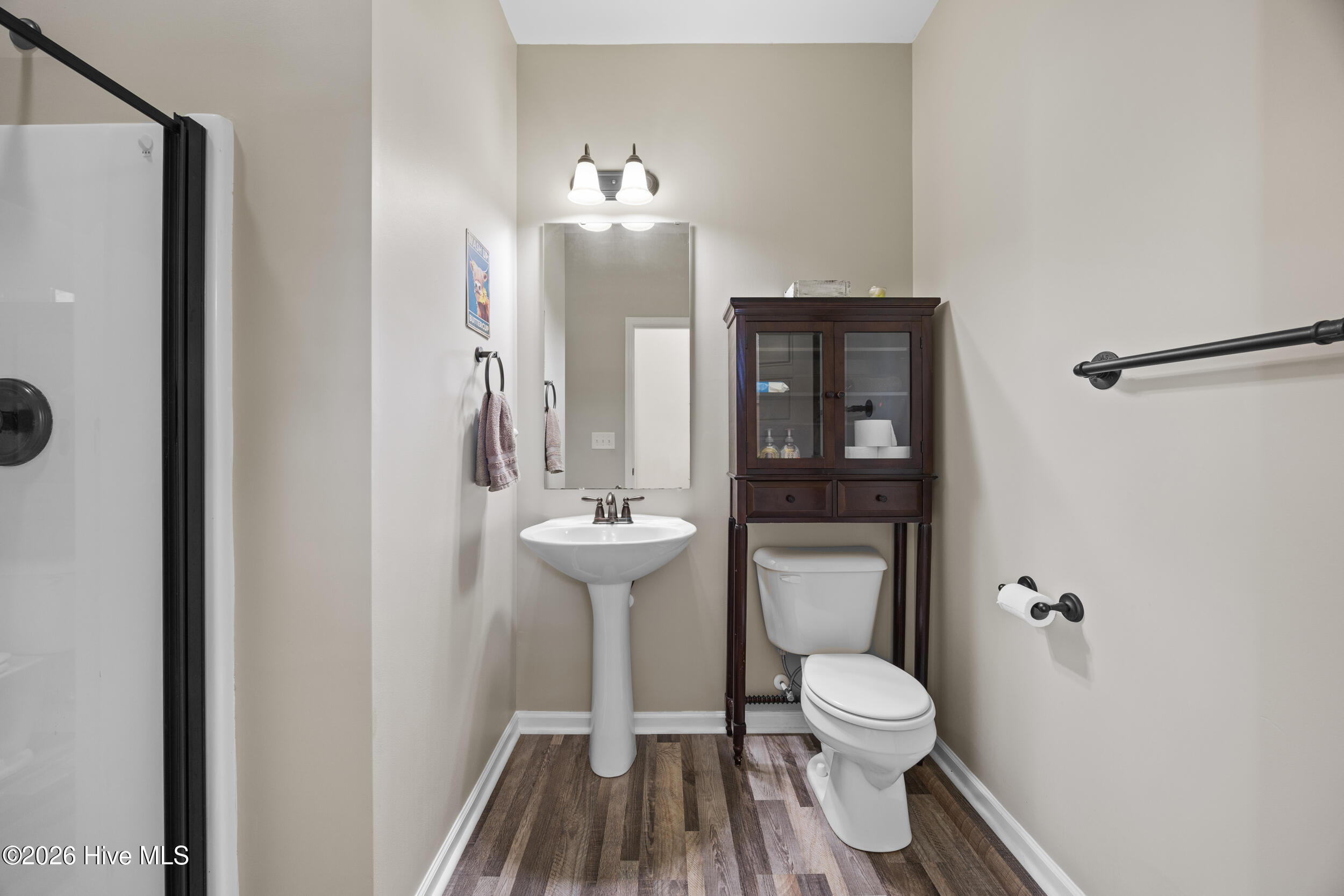 100549248 | Photo 12