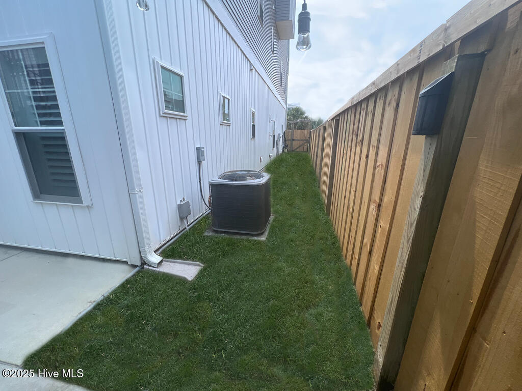 100509824 | Photo 39