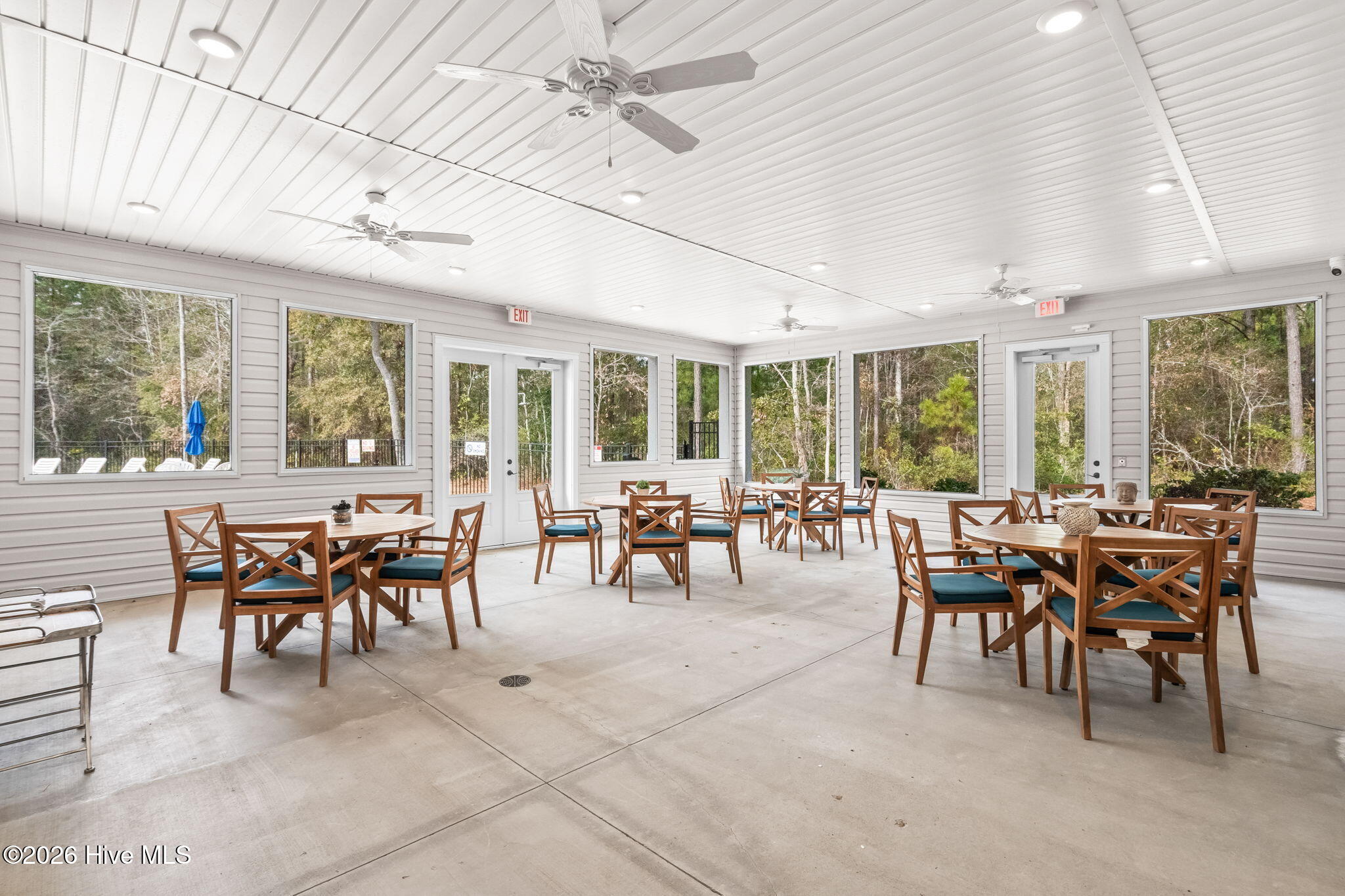 100552954 | Photo 52