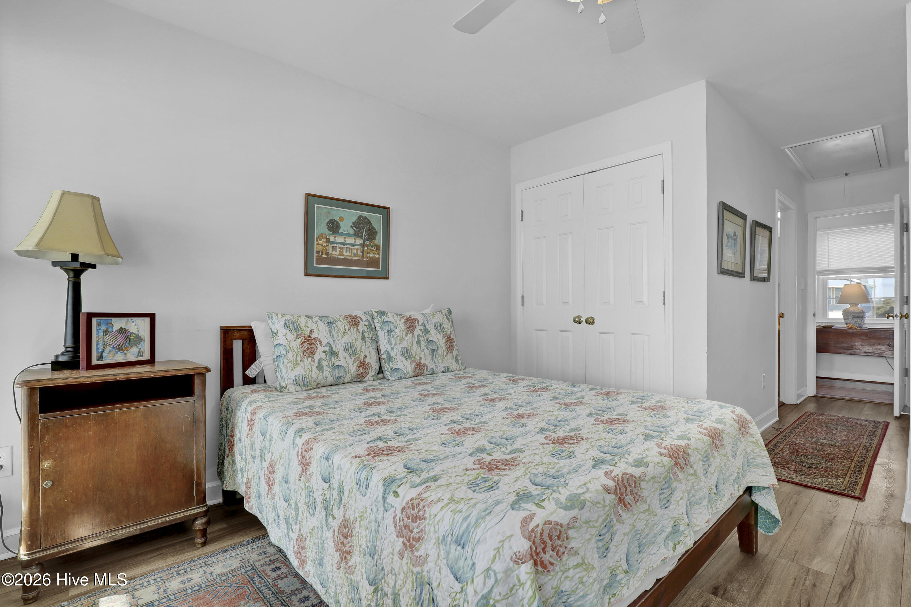 100551936 | Photo 52