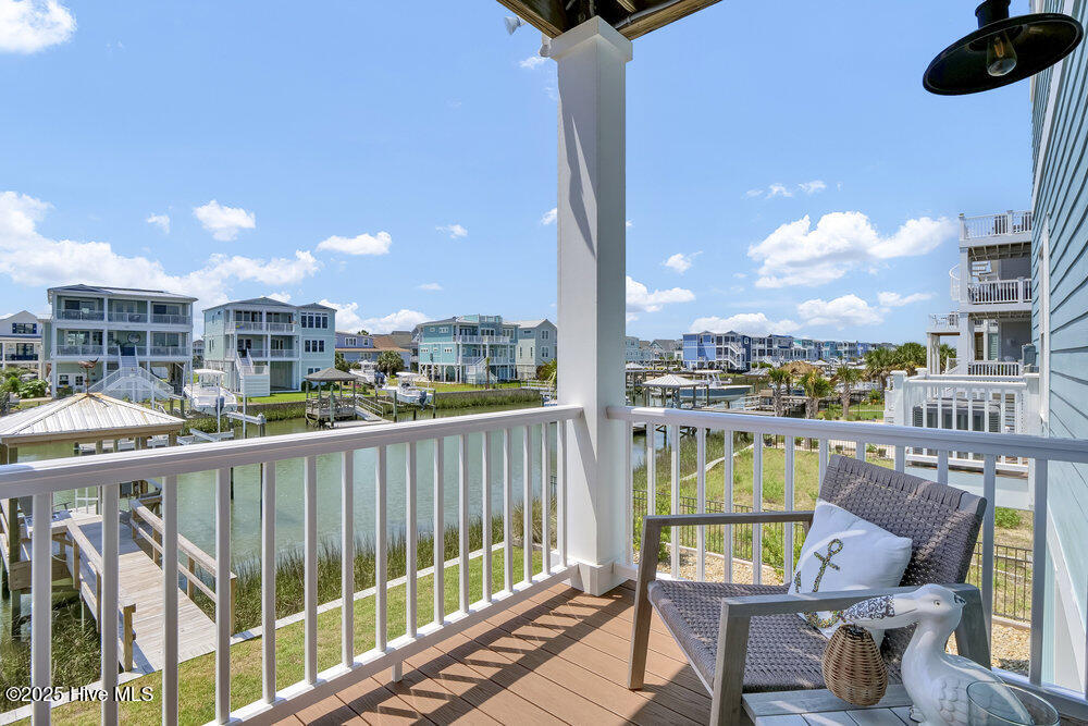 100509330 | Photo 37