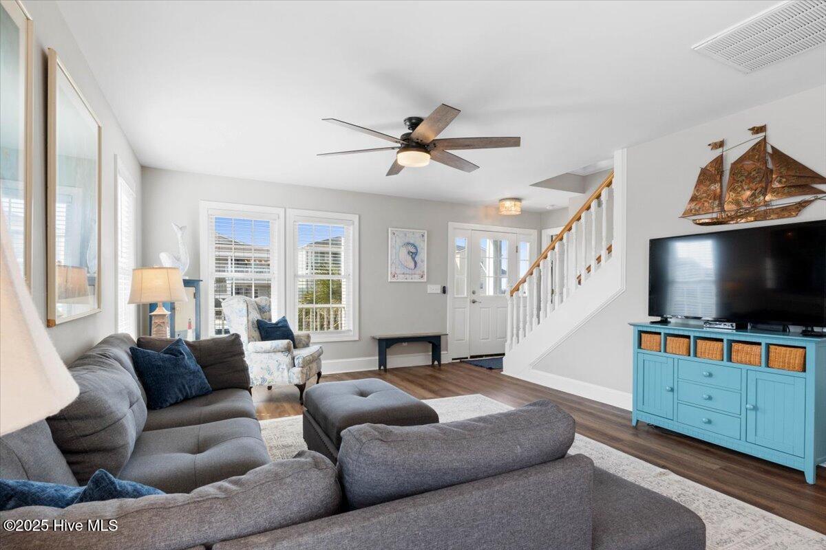 100498548 | Photo 20