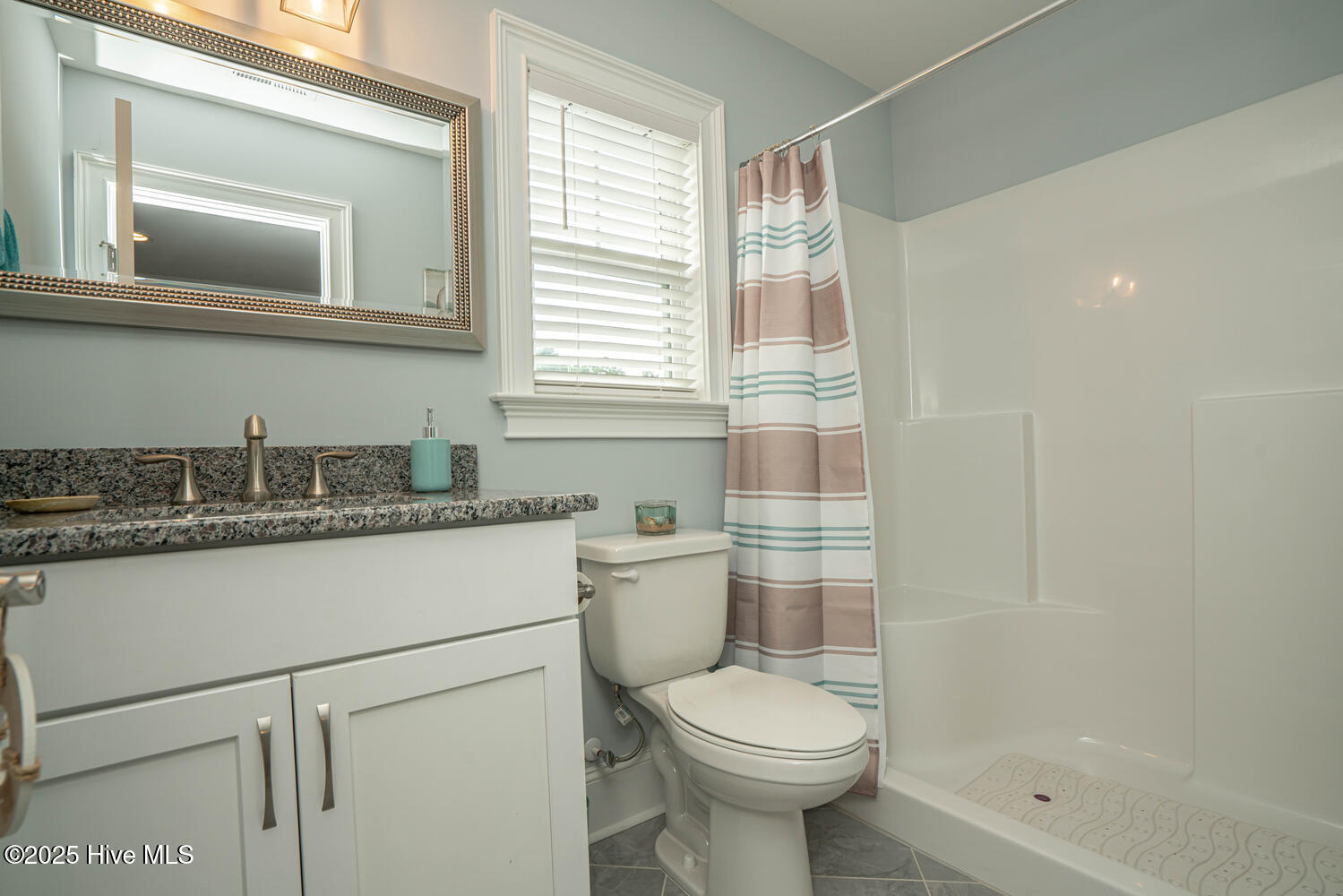 100558918 | Photo 37