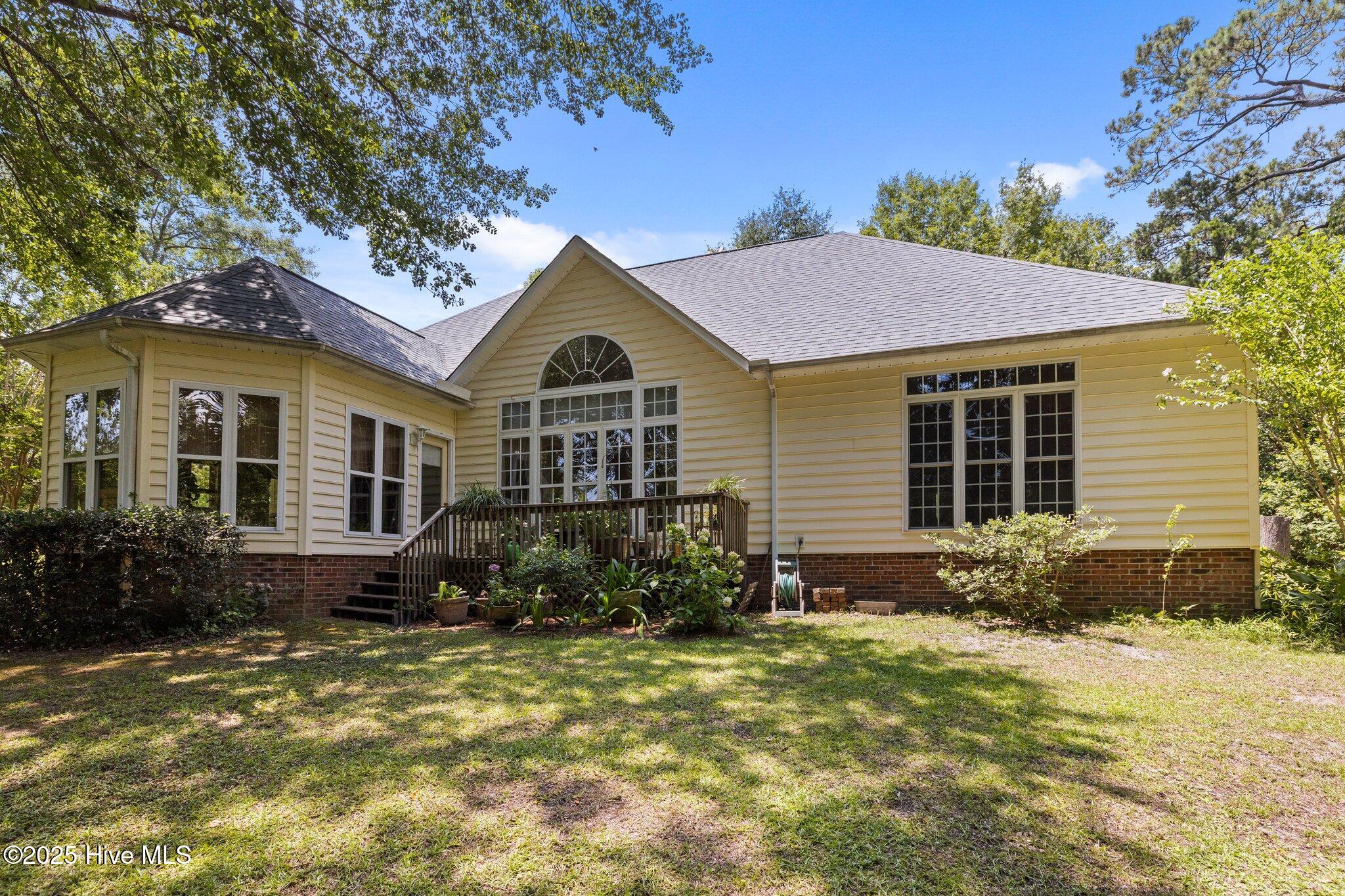 100517626 | Photo 45